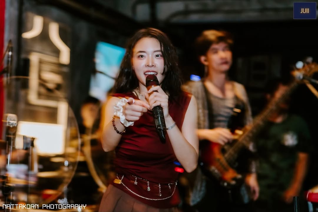 อิมเมจ - สุธิตา ชนะชัยสุวรรณ