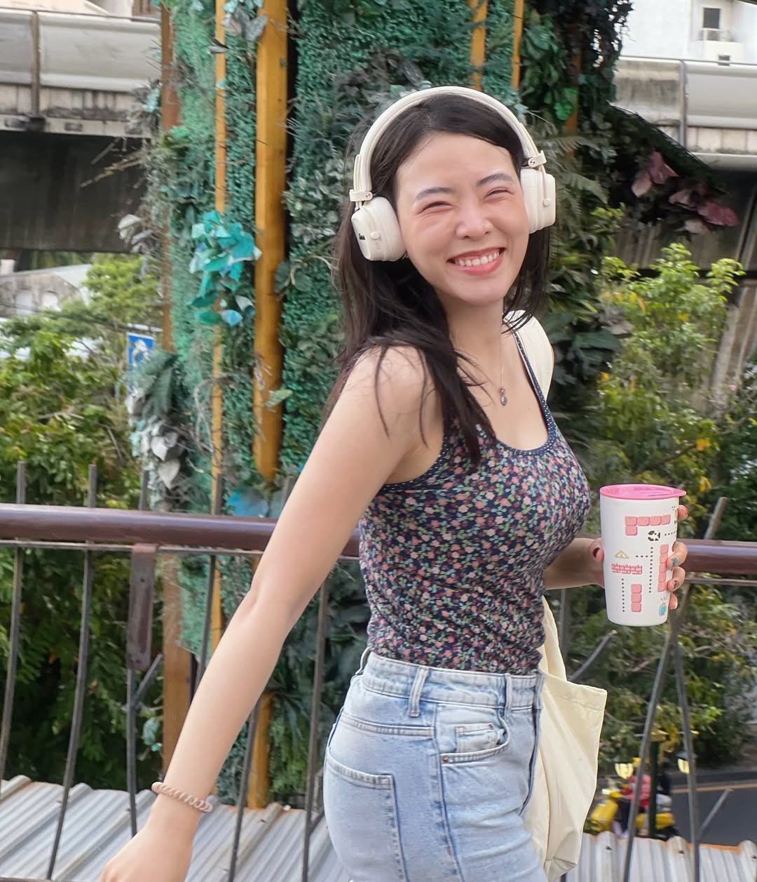 อิมเมจ - สุธิตา ชนะชัยสุวรรณ