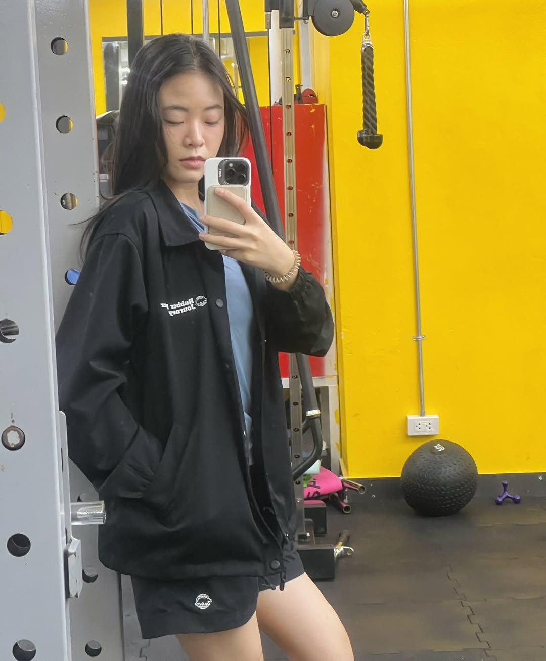 อิมเมจ - สุธิตา ชนะชัยสุวรรณ