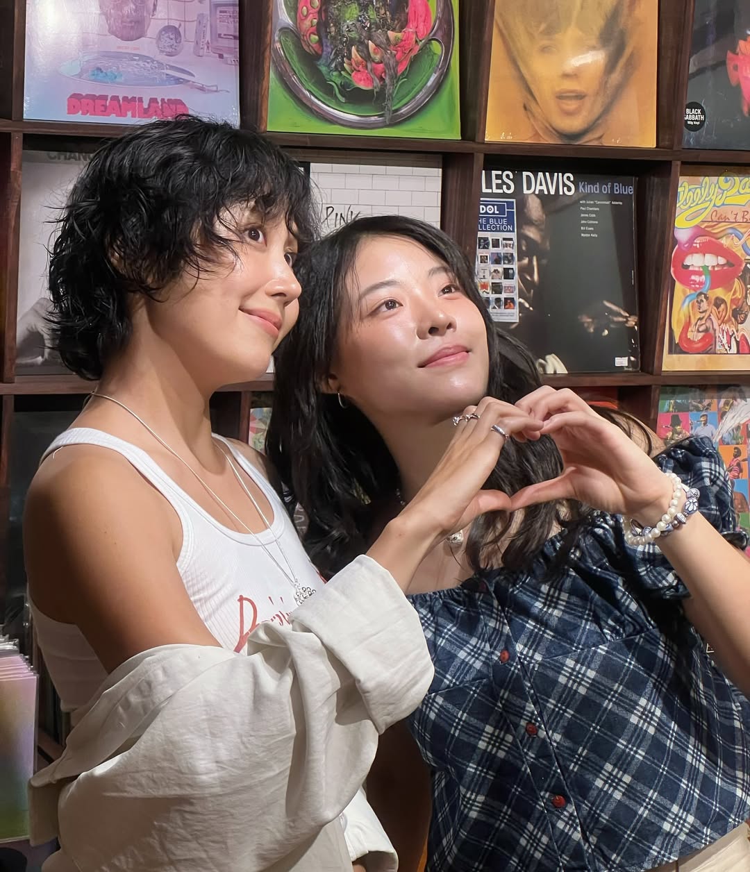 อิมเมจ - สุธิตา ชนะชัยสุวรรณ