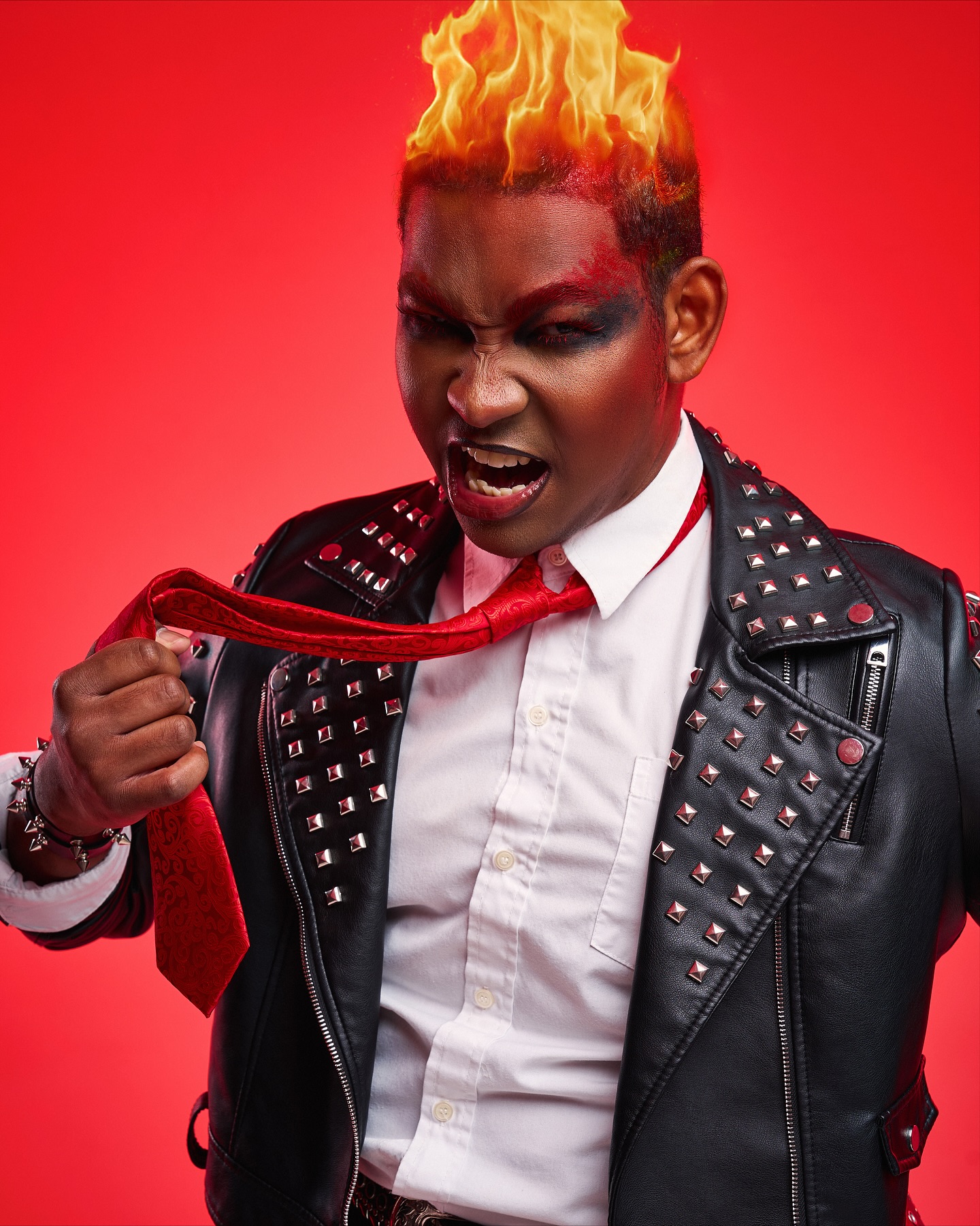 อิมเมจ - สุธิตา ชนะชัยสุวรรณ