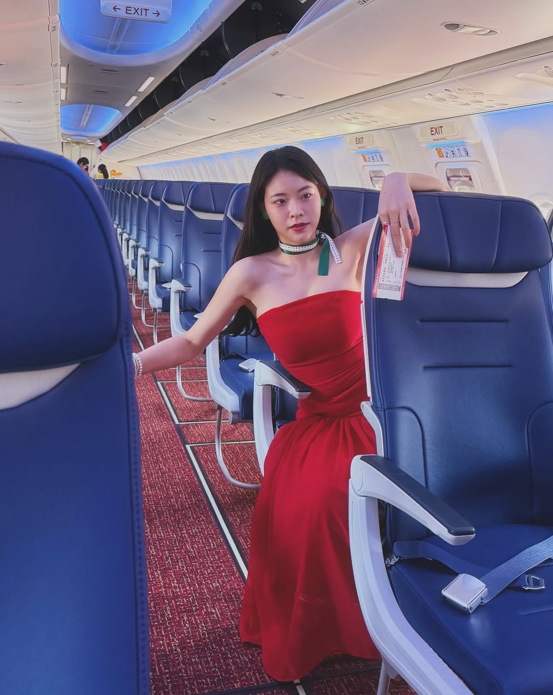 อิมเมจ - สุธิตา ชนะชัยสุวรรณ