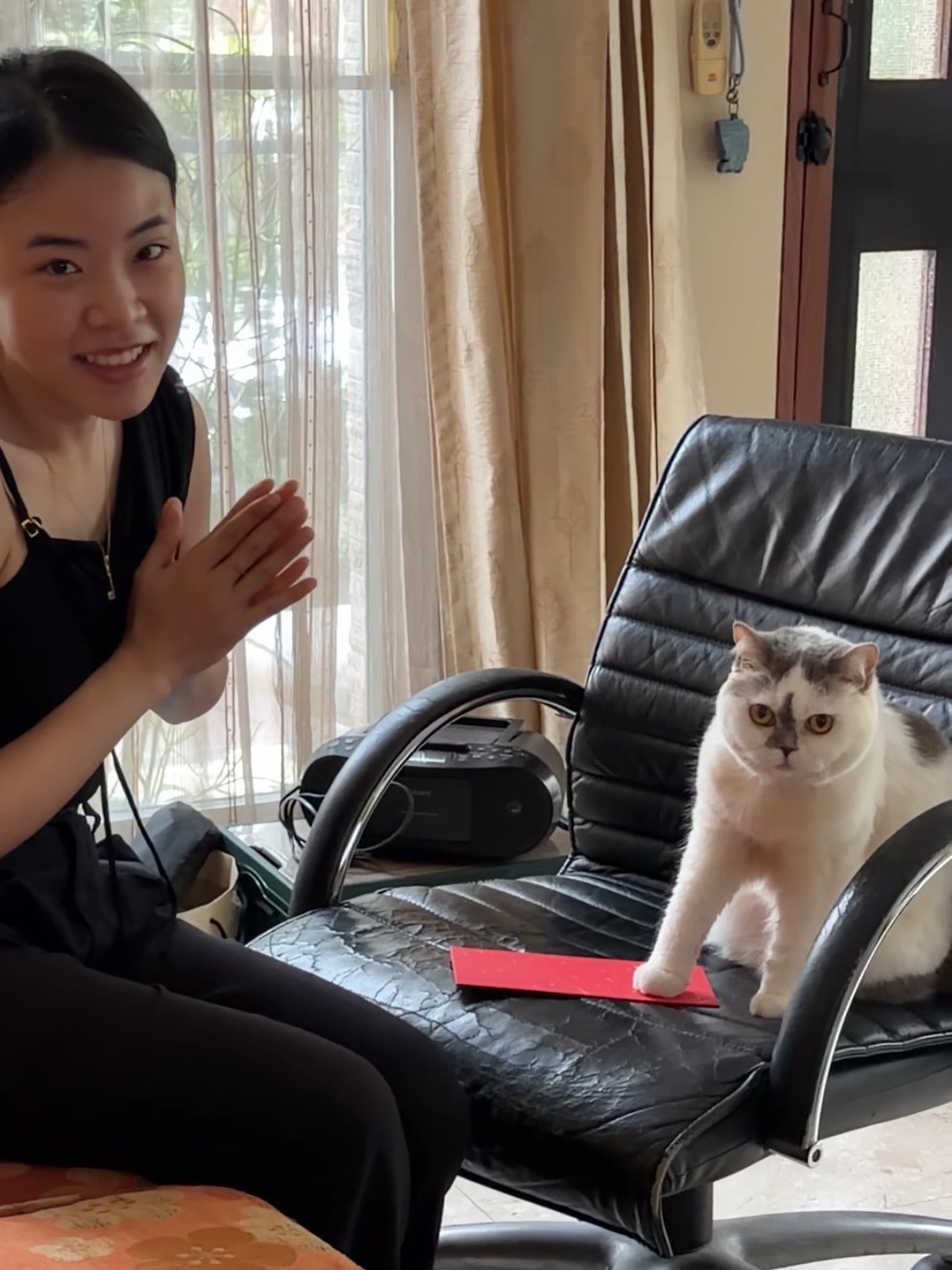 อิมเมจ - สุธิตา ชนะชัยสุวรรณ