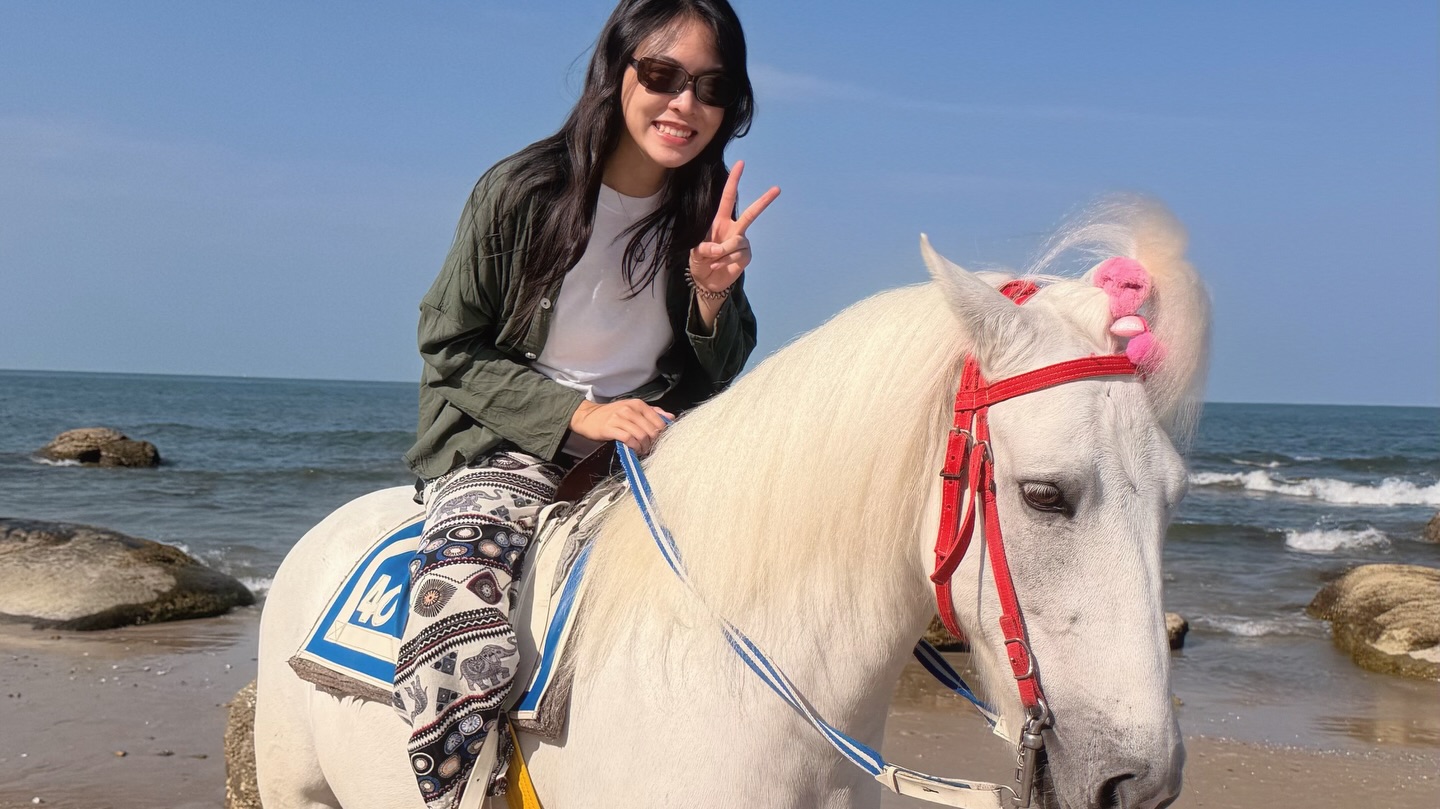 อิมเมจ - สุธิตา ชนะชัยสุวรรณ