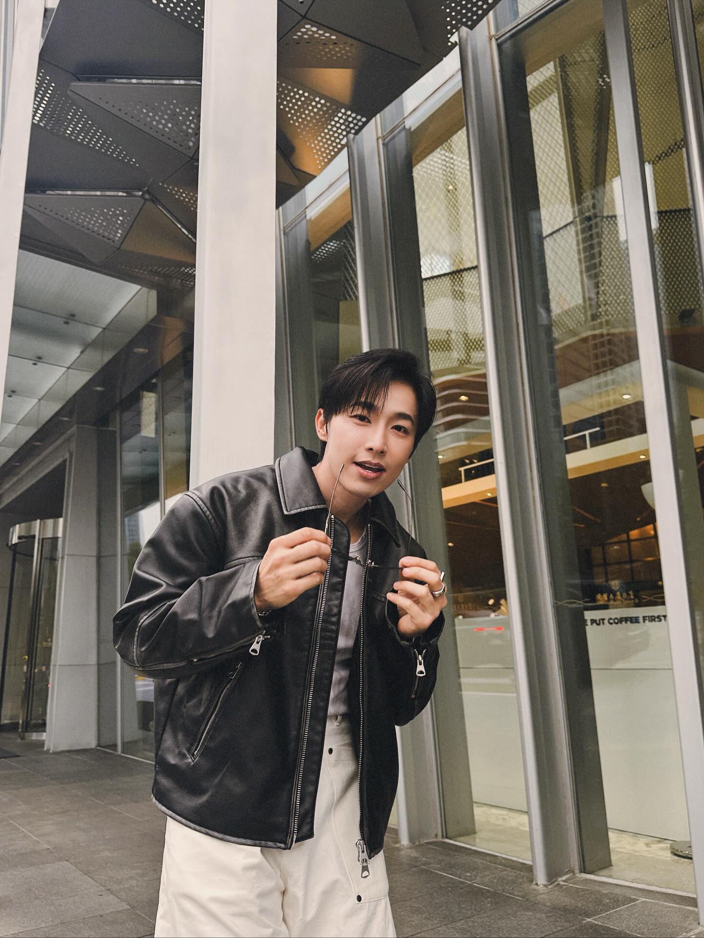 เวฟ - คูเปยจง