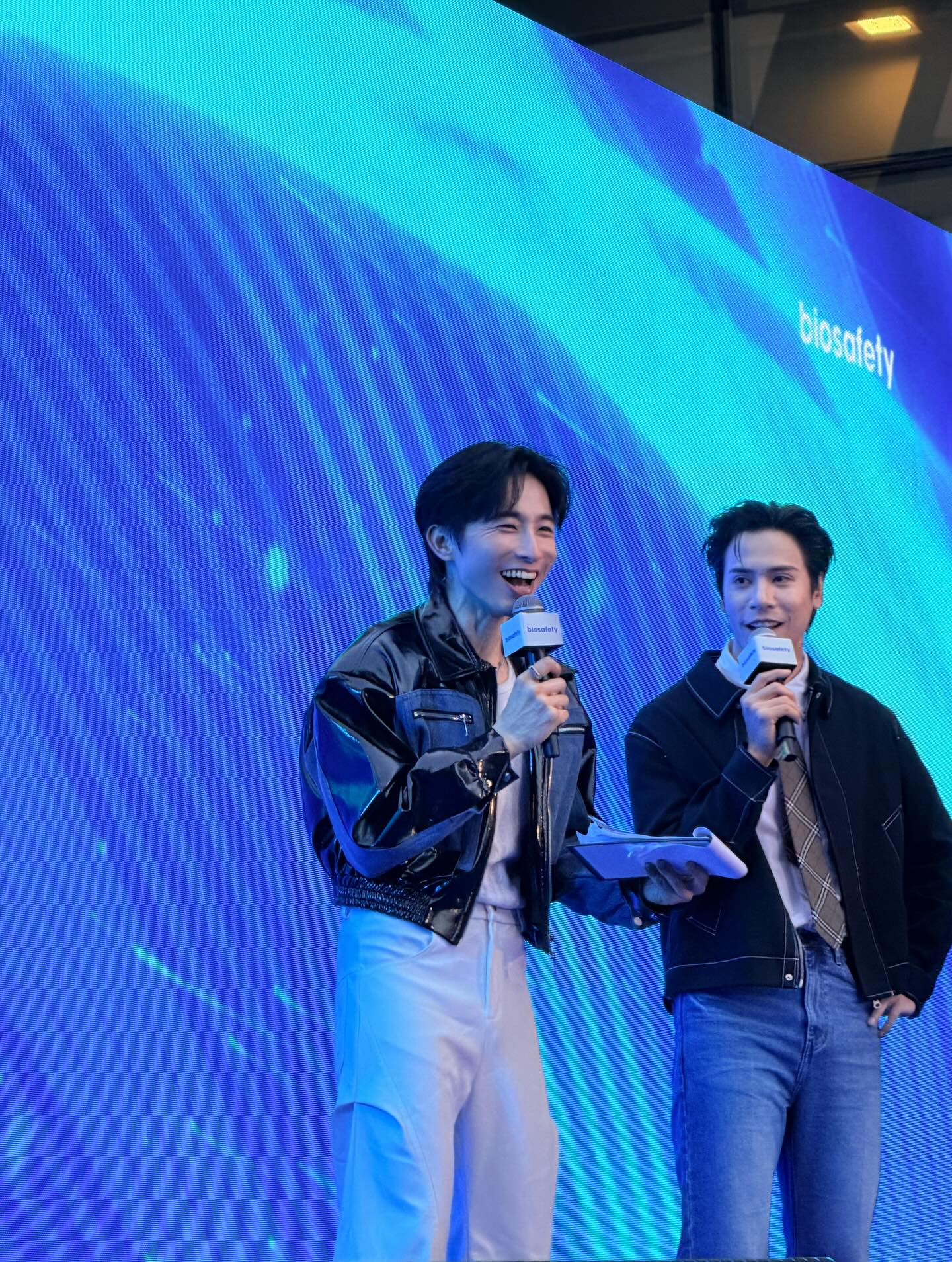 เวฟ - คูเปยจง