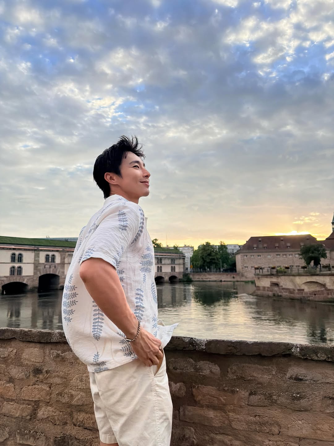 เวฟ - คูเปยจง