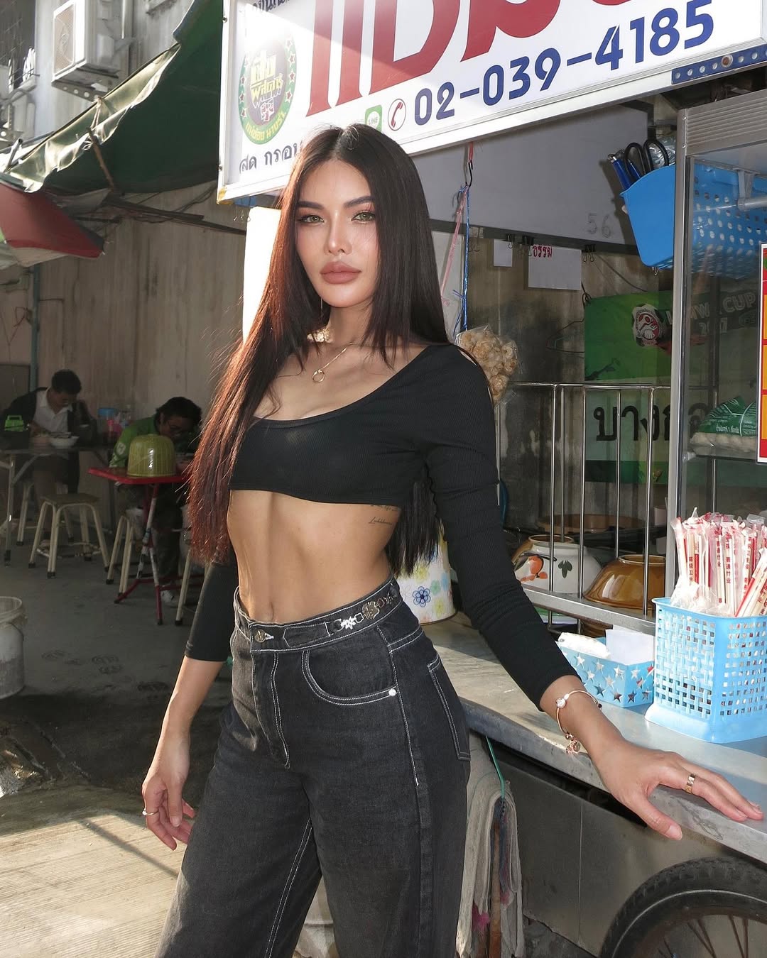 อุ้ม - ทวีพร พริ้งจำรัส