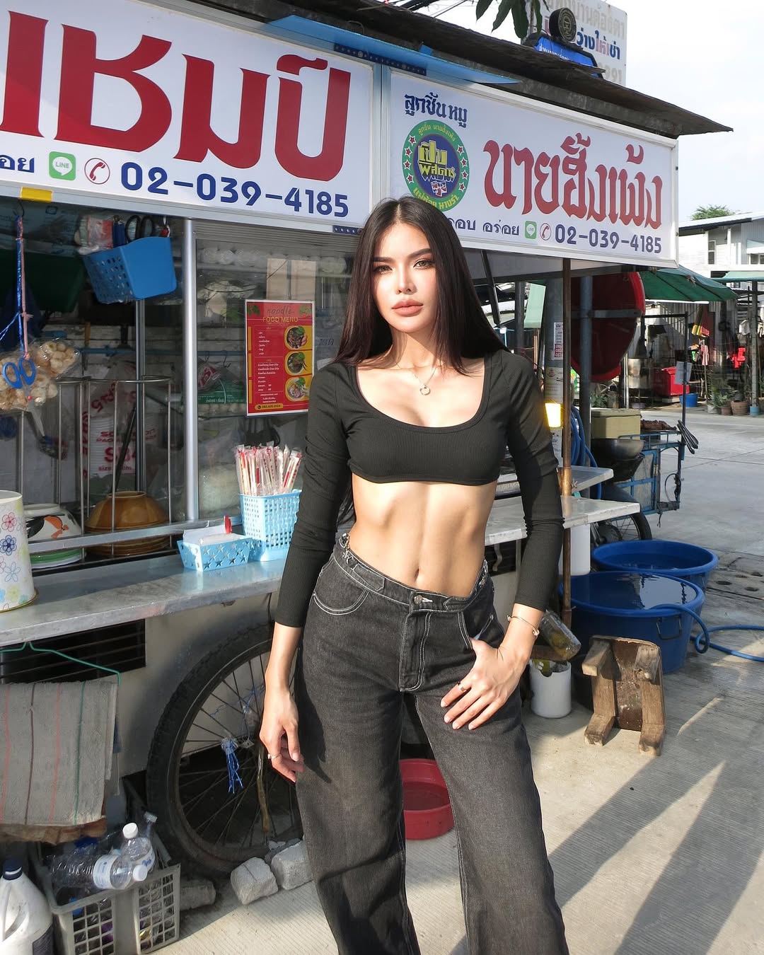 อุ้ม - ทวีพร พริ้งจำรัส