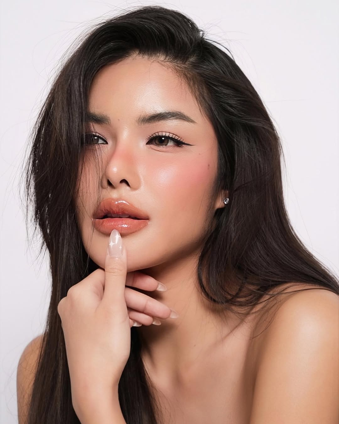 อุ้ม - ทวีพร พริ้งจำรัส