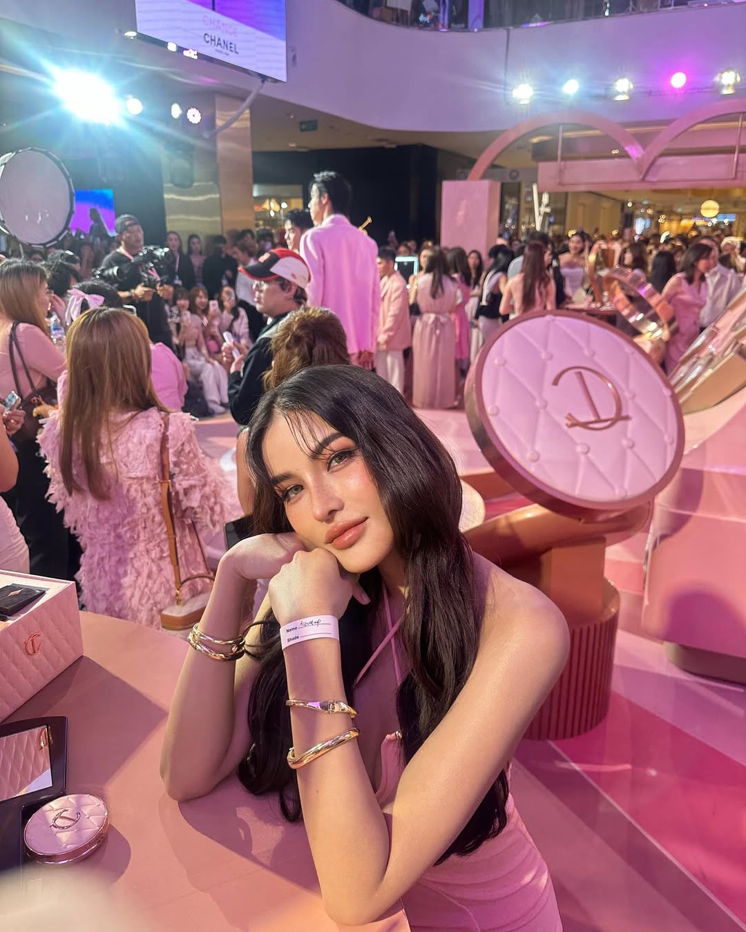 อุ้ม - ทวีพร พริ้งจำรัส