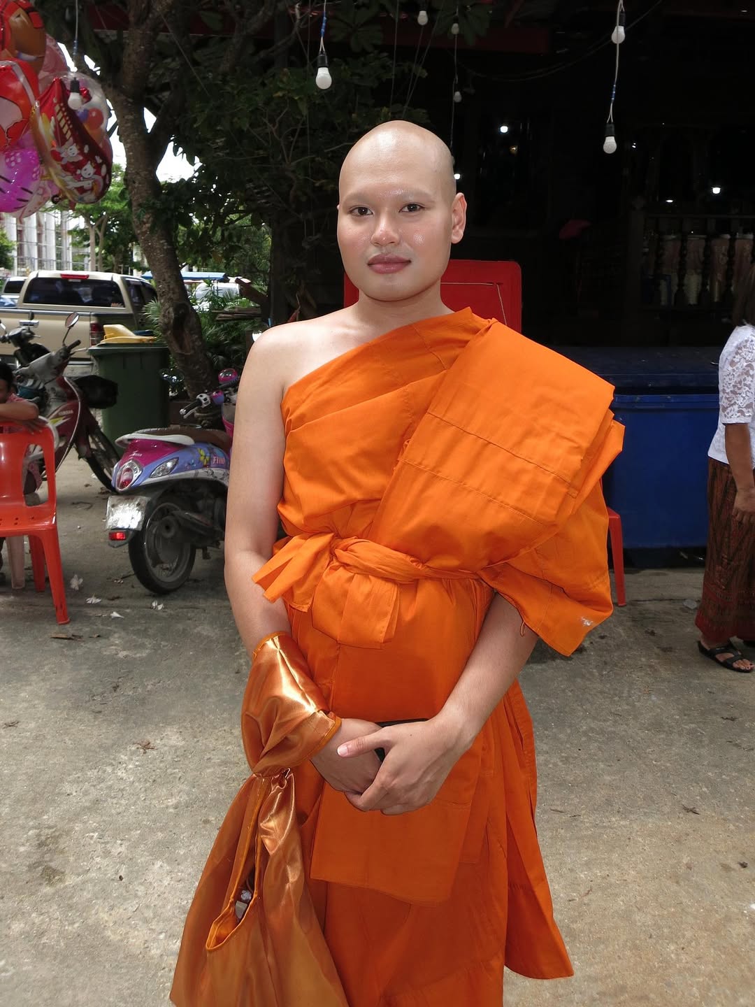 อุ้ม - ทวีพร พริ้งจำรัส