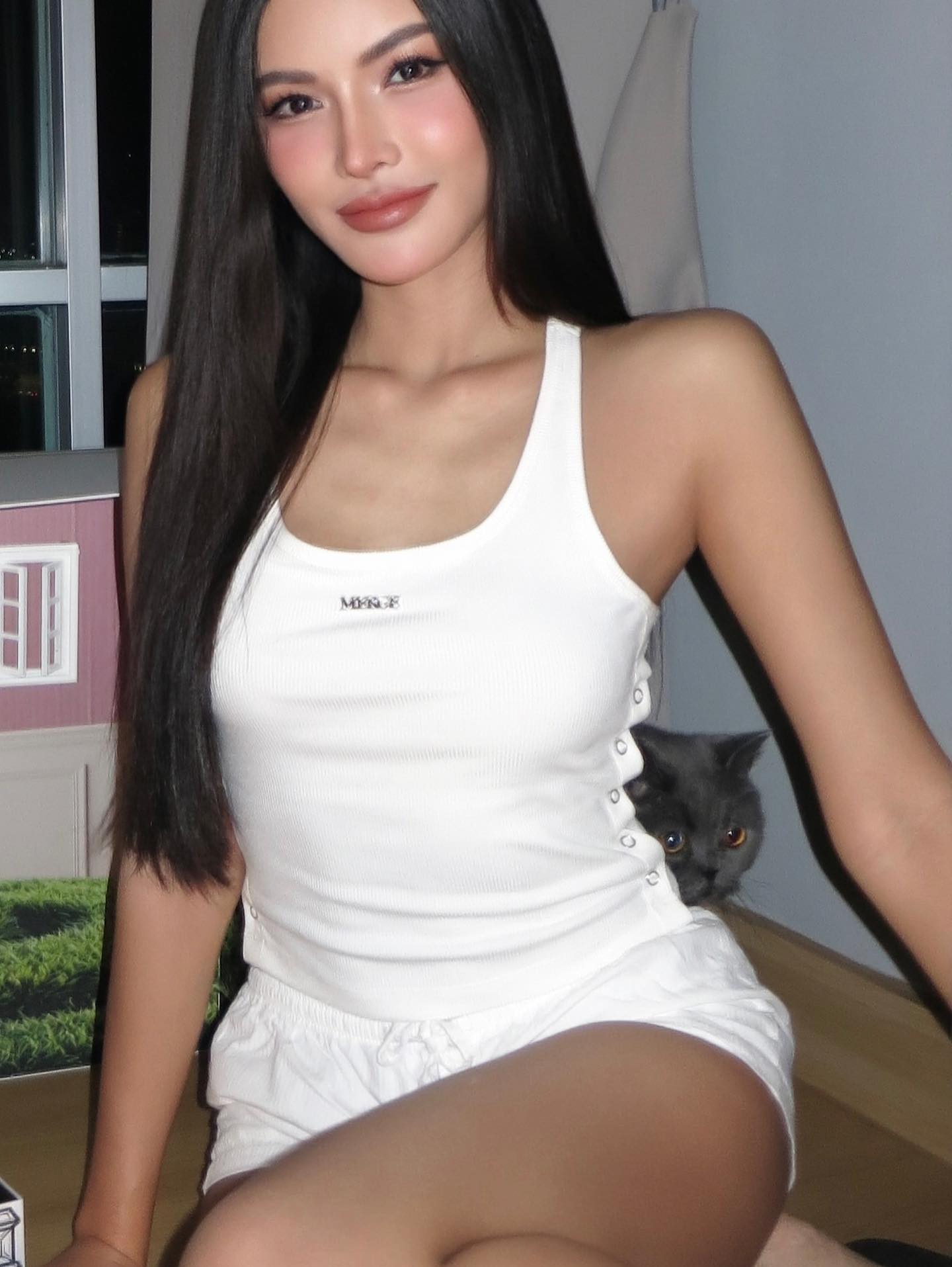 อุ้ม - ทวีพร พริ้งจำรัส