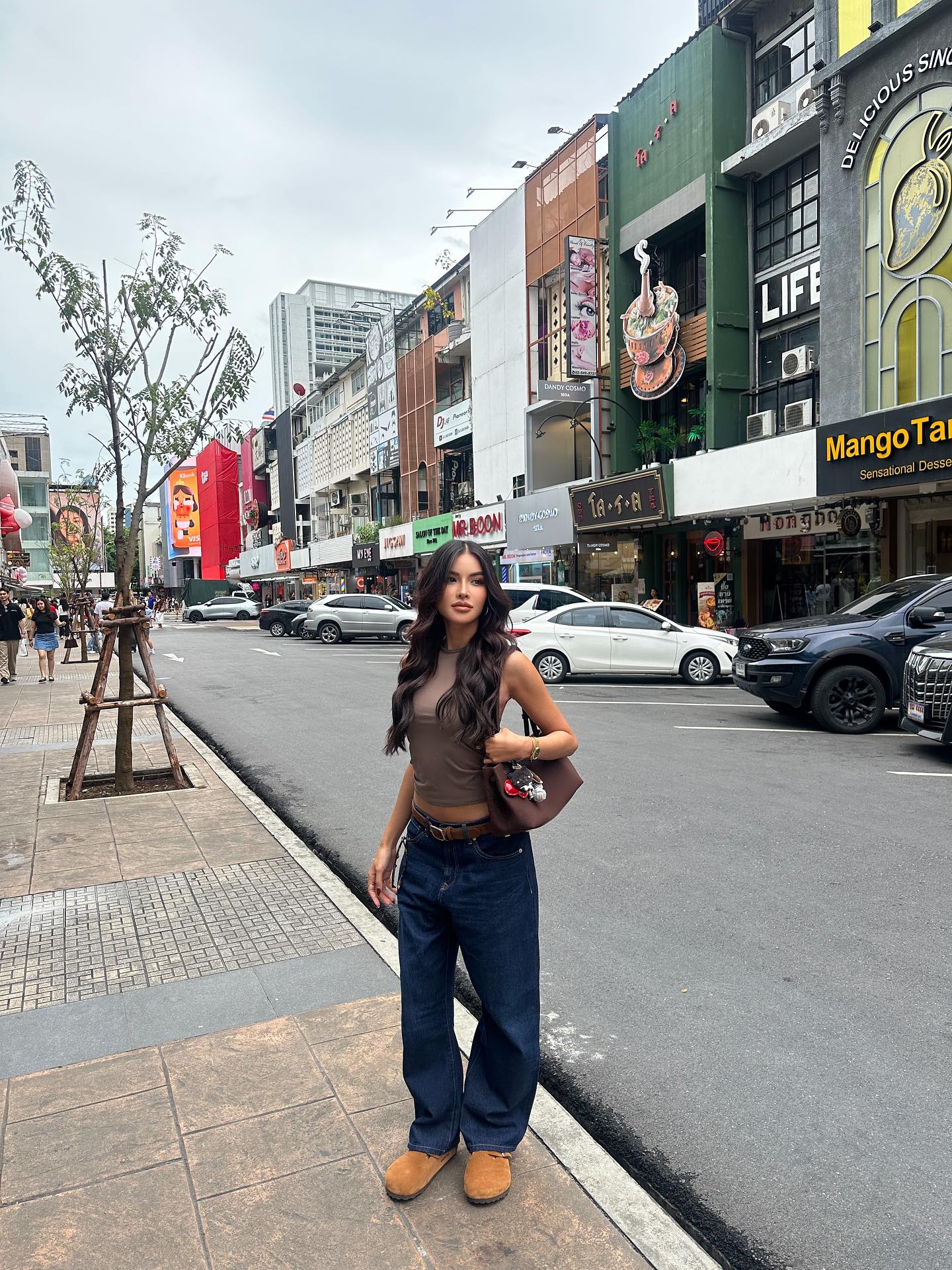อุ้ม - ทวีพร พริ้งจำรัส