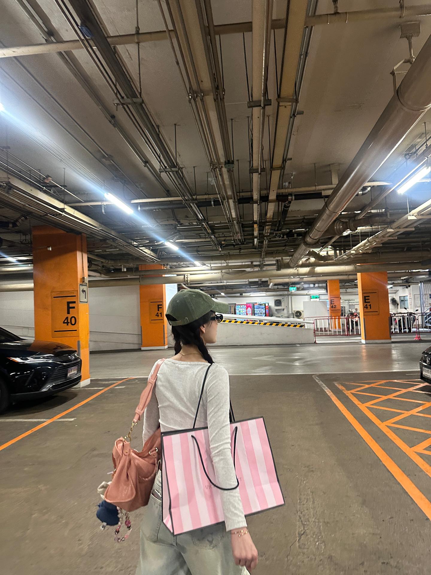 อุ้ม - ทวีพร พริ้งจำรัส