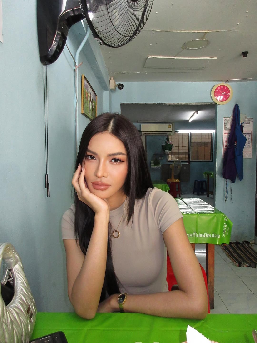 อุ้ม - ทวีพร พริ้งจำรัส