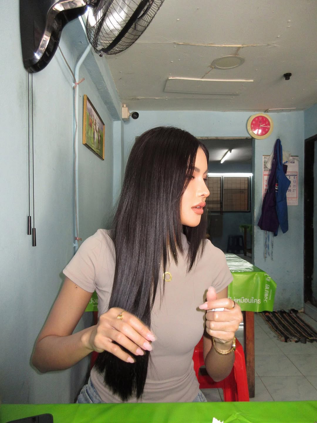อุ้ม - ทวีพร พริ้งจำรัส