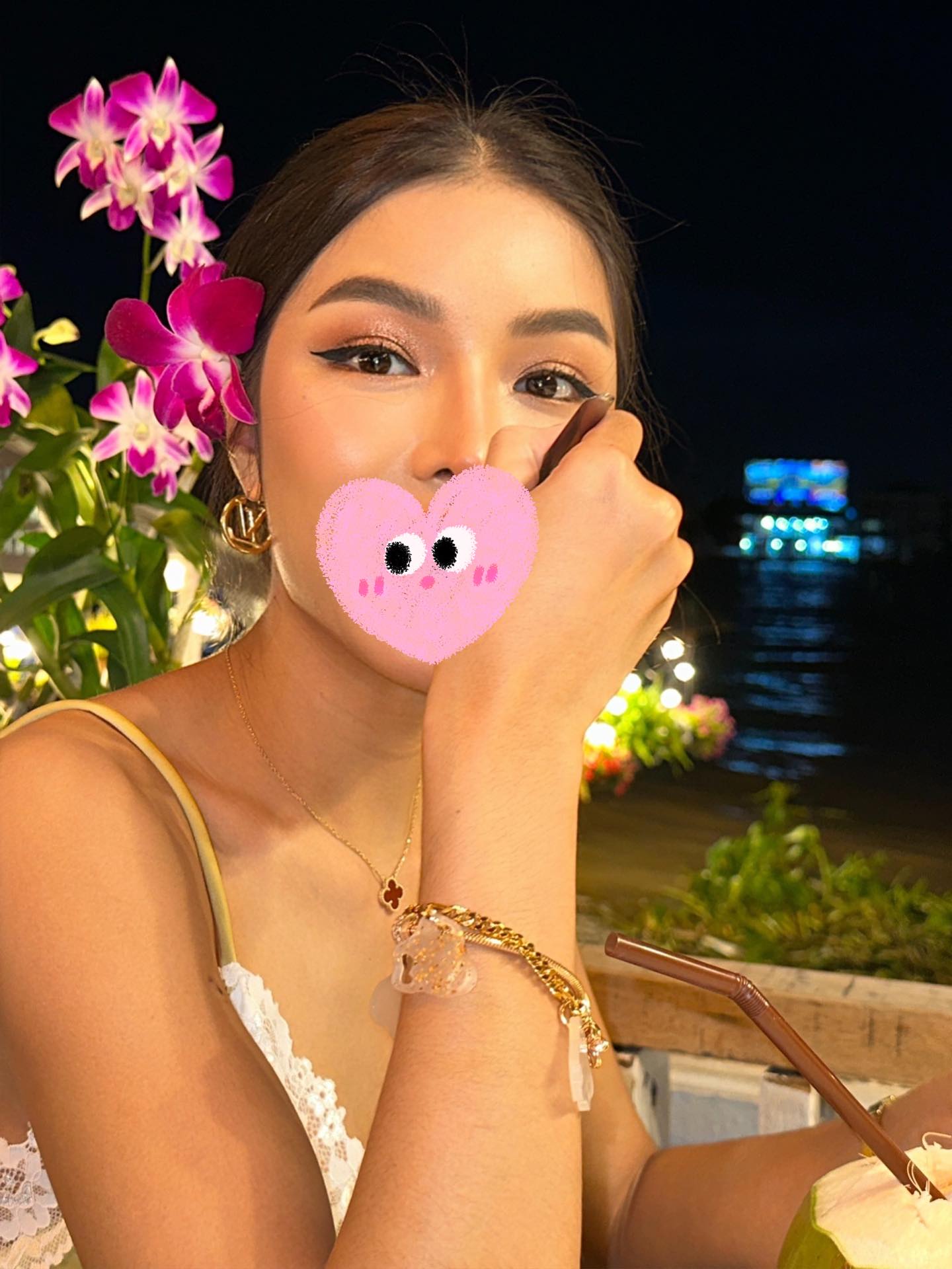 อุ้ม - ทวีพร พริ้งจำรัส