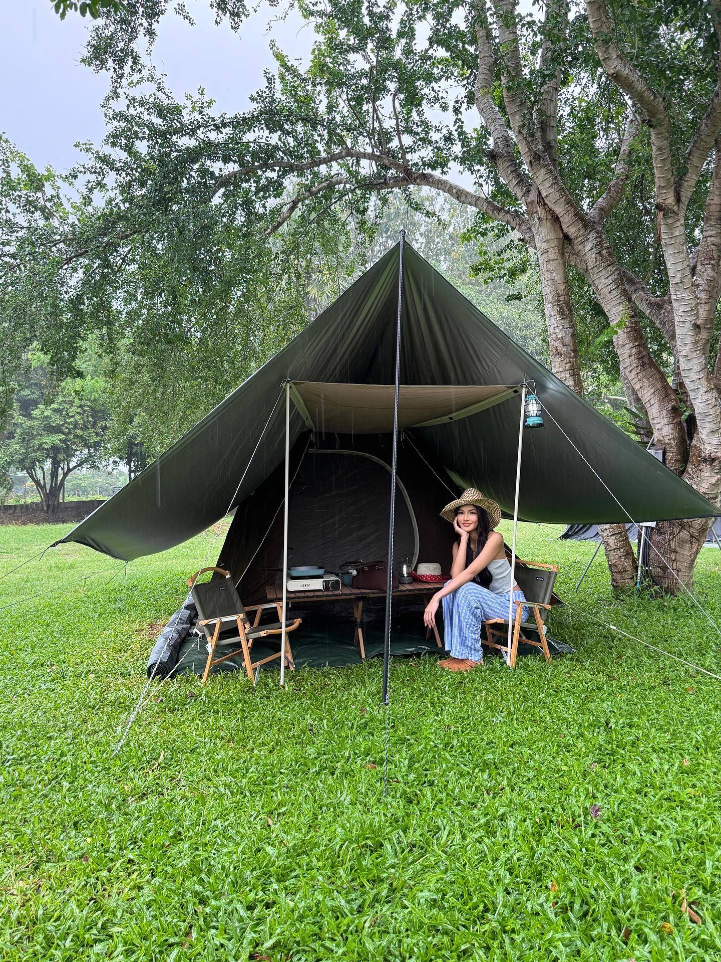 อุ้ม - ทวีพร พริ้งจำรัส