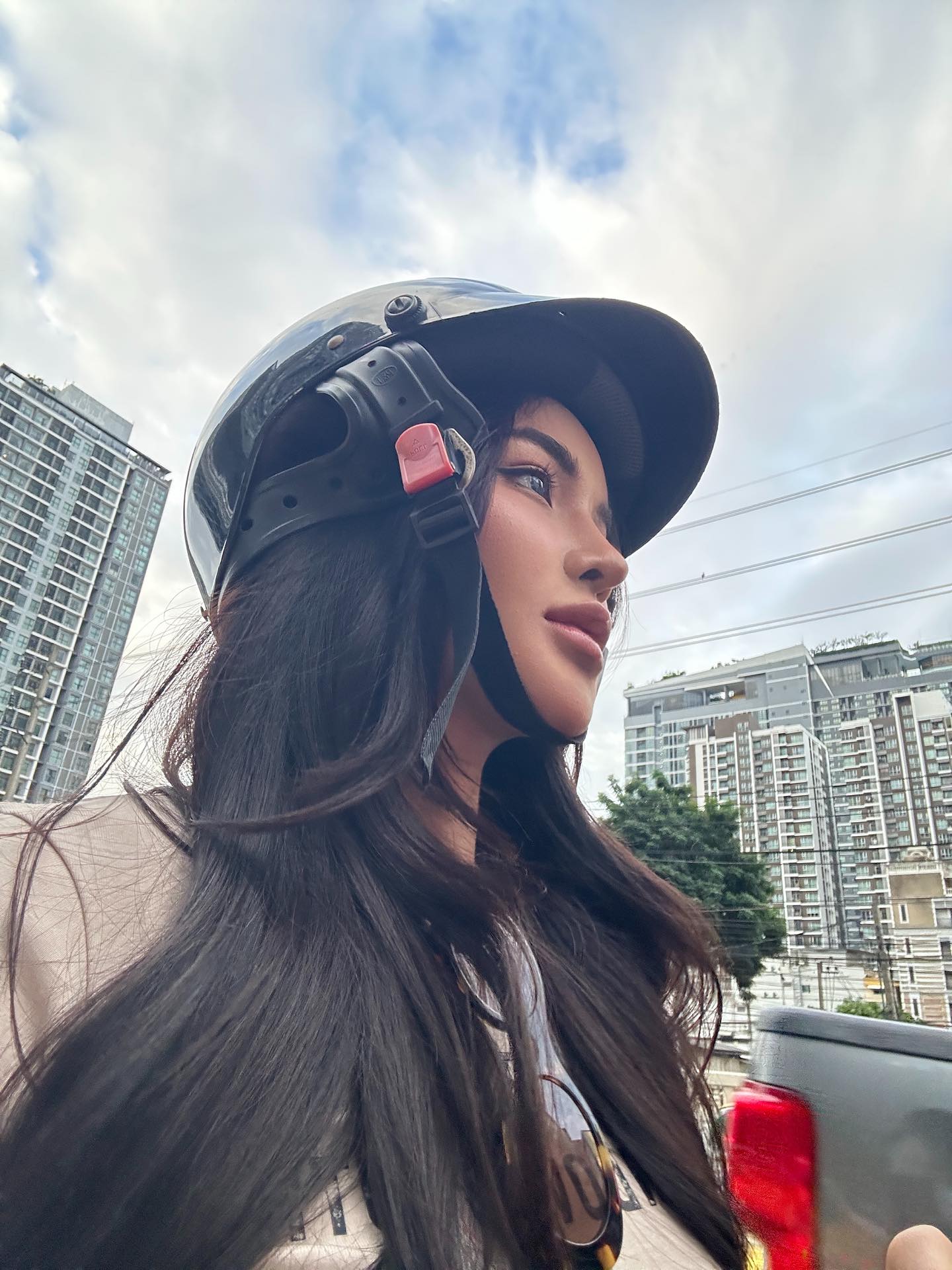 อุ้ม - ทวีพร พริ้งจำรัส