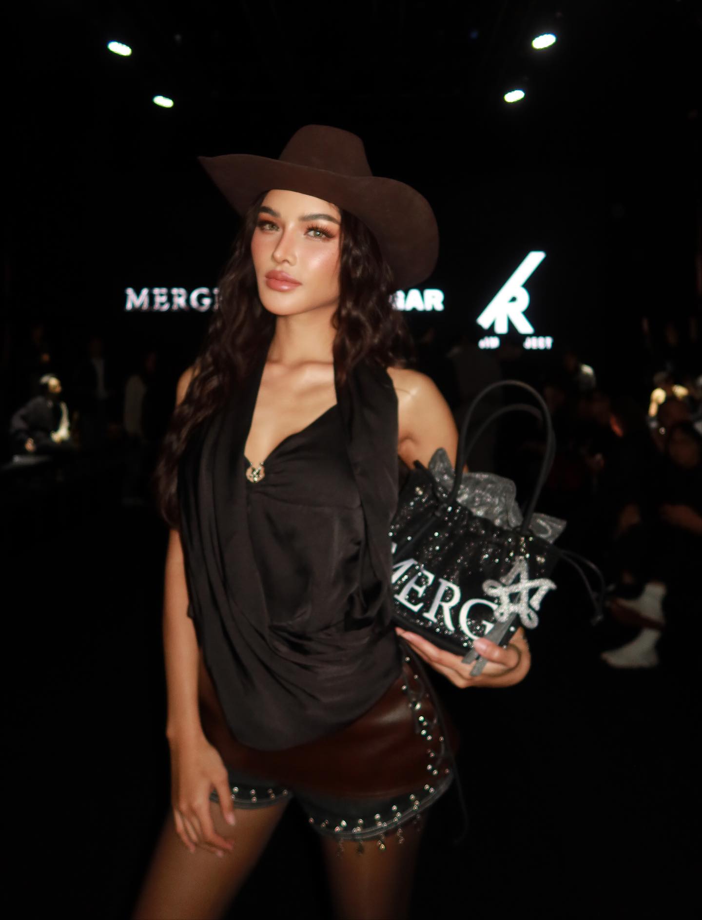 อุ้ม - ทวีพร พริ้งจำรัส