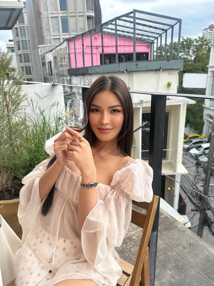 อุ้ม - ทวีพร พริ้งจำรัส