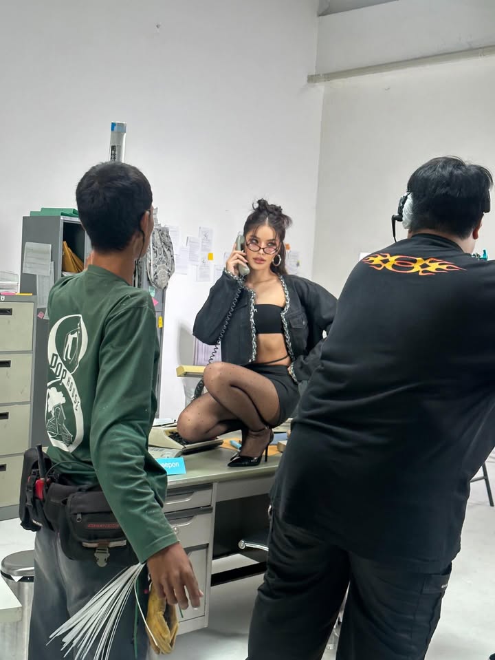 อุ้ม - ทวีพร พริ้งจำรัส