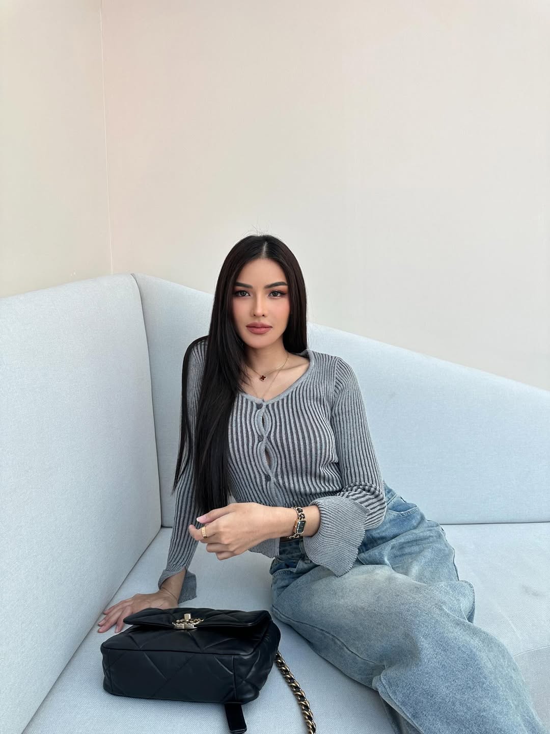 อุ้ม - ทวีพร พริ้งจำรัส