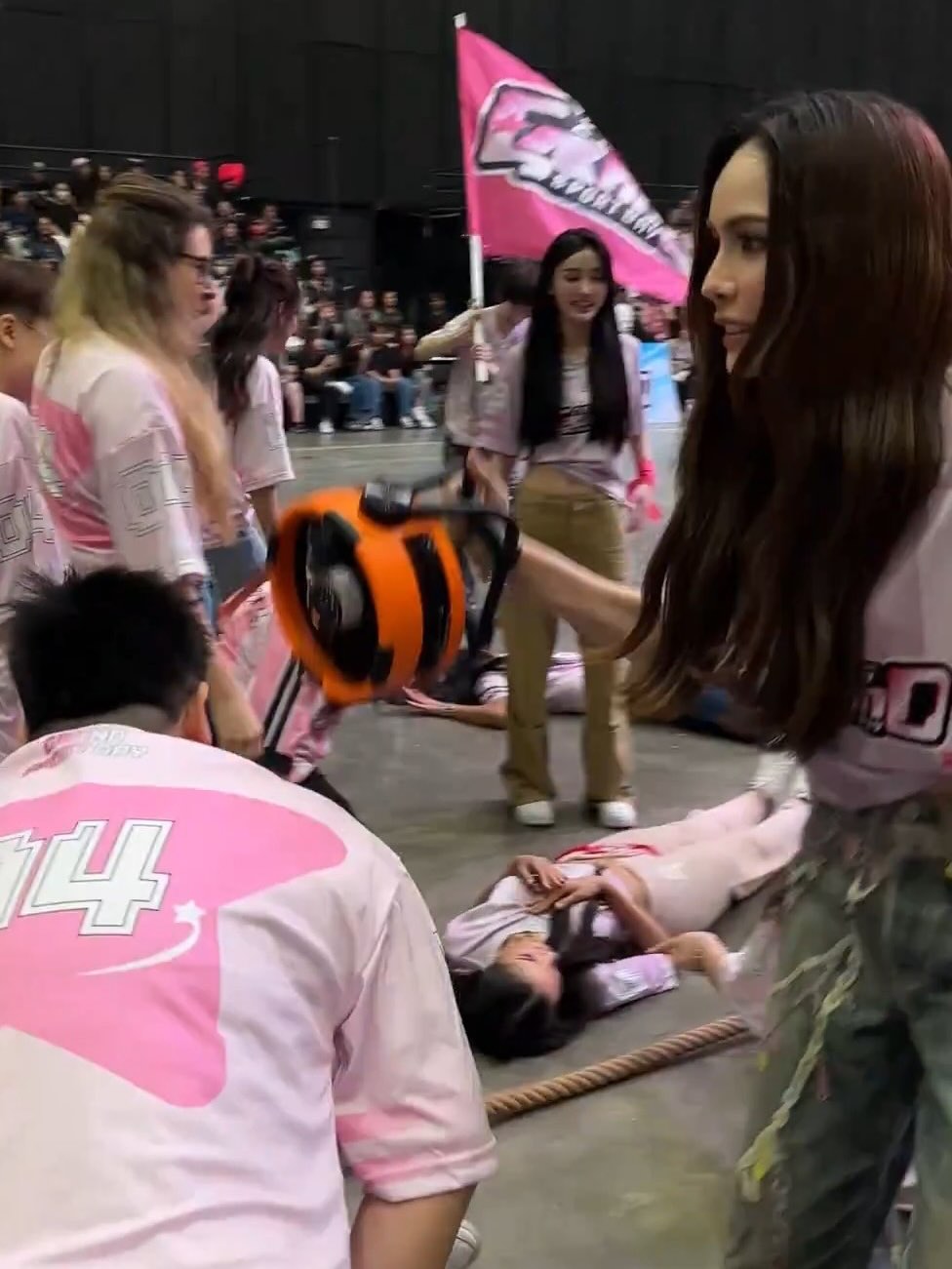 อุ้ม - ทวีพร พริ้งจำรัส