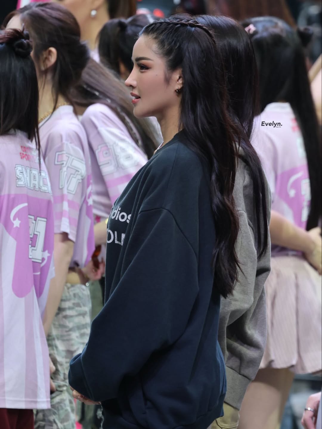 อุ้ม - ทวีพร พริ้งจำรัส