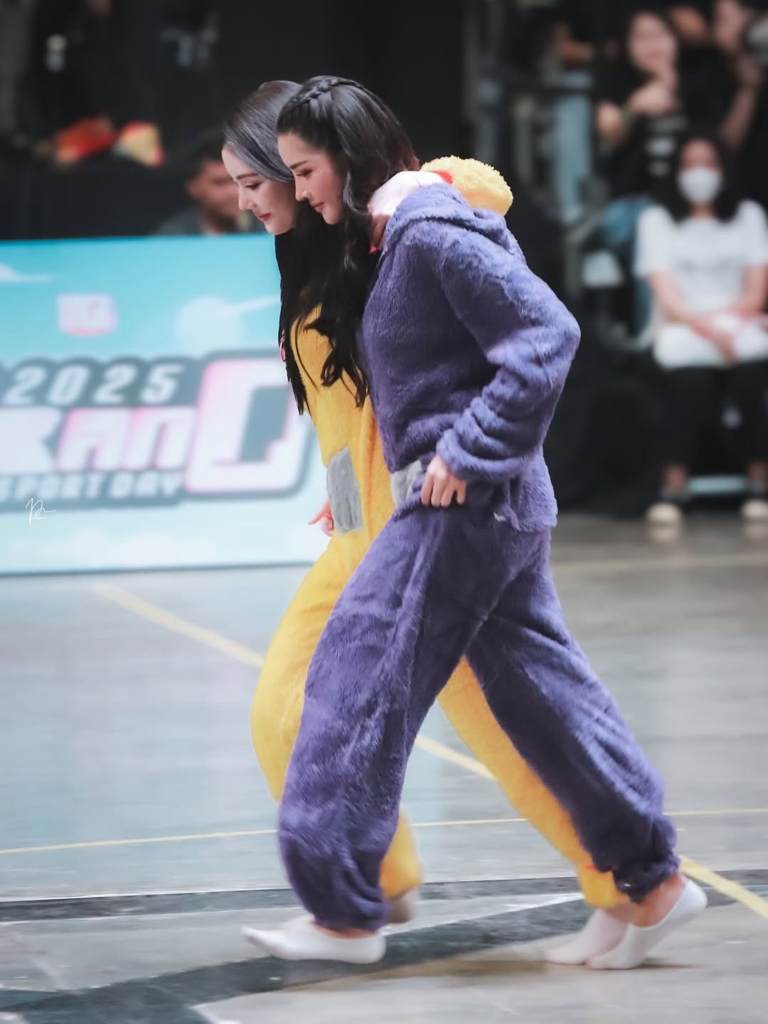 อุ้ม - ทวีพร พริ้งจำรัส