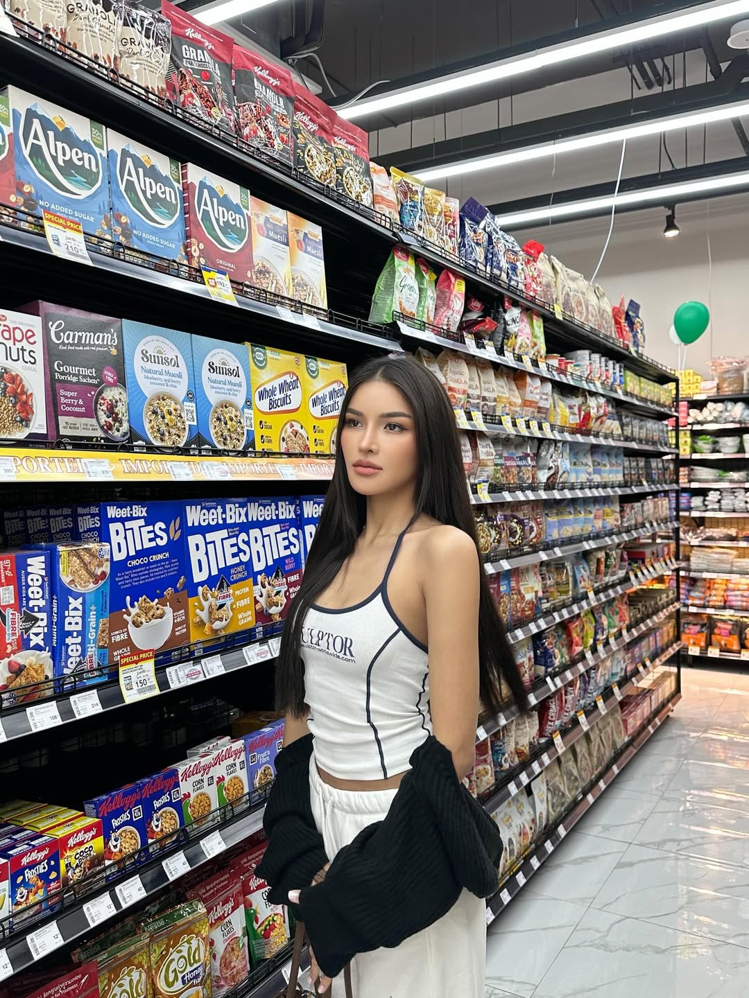 อุ้ม - ทวีพร พริ้งจำรัส