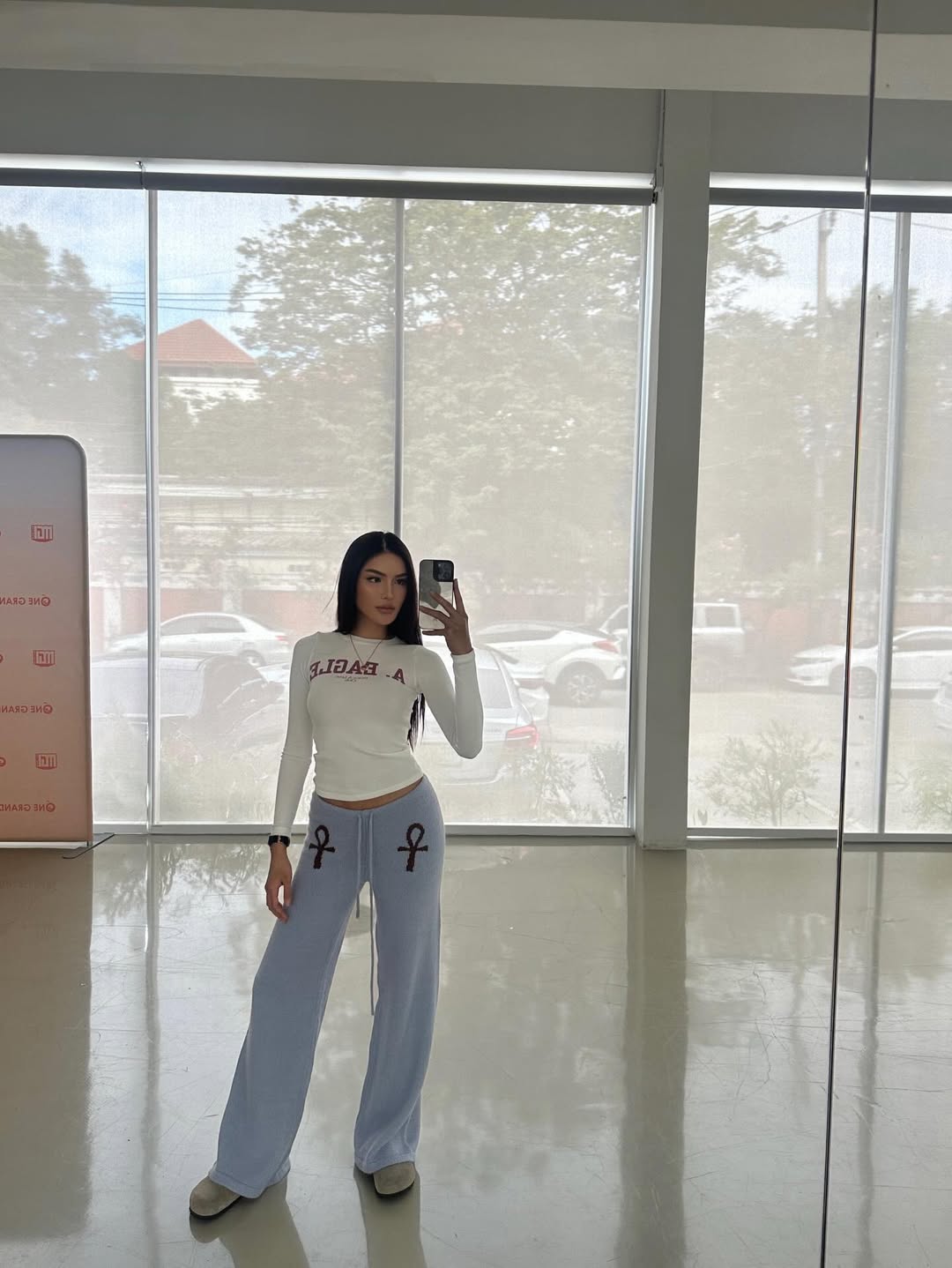 อุ้ม - ทวีพร พริ้งจำรัส