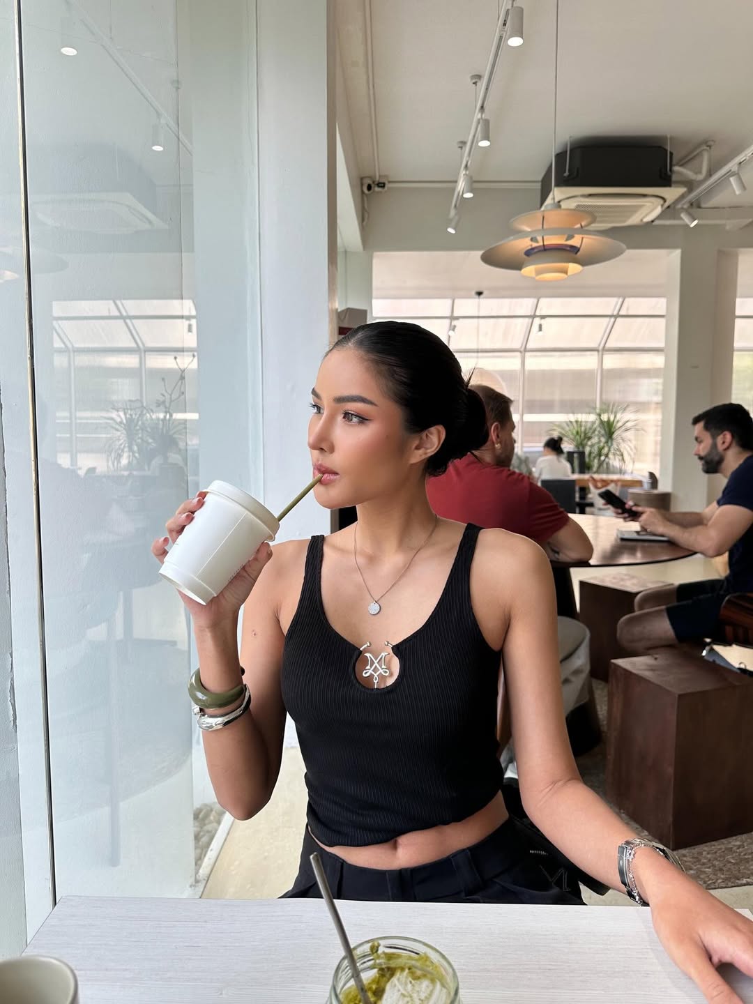 อุ้ม - ทวีพร พริ้งจำรัส