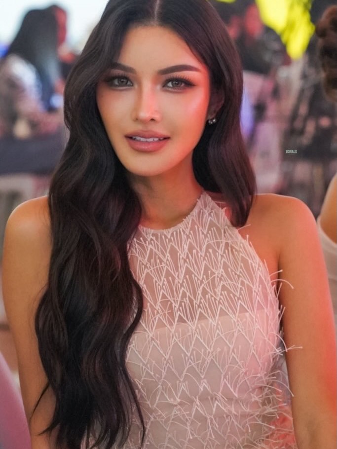 อุ้ม - ทวีพร พริ้งจำรัส