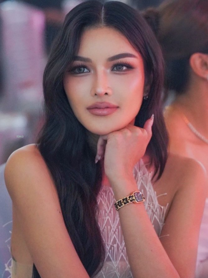 อุ้ม - ทวีพร พริ้งจำรัส