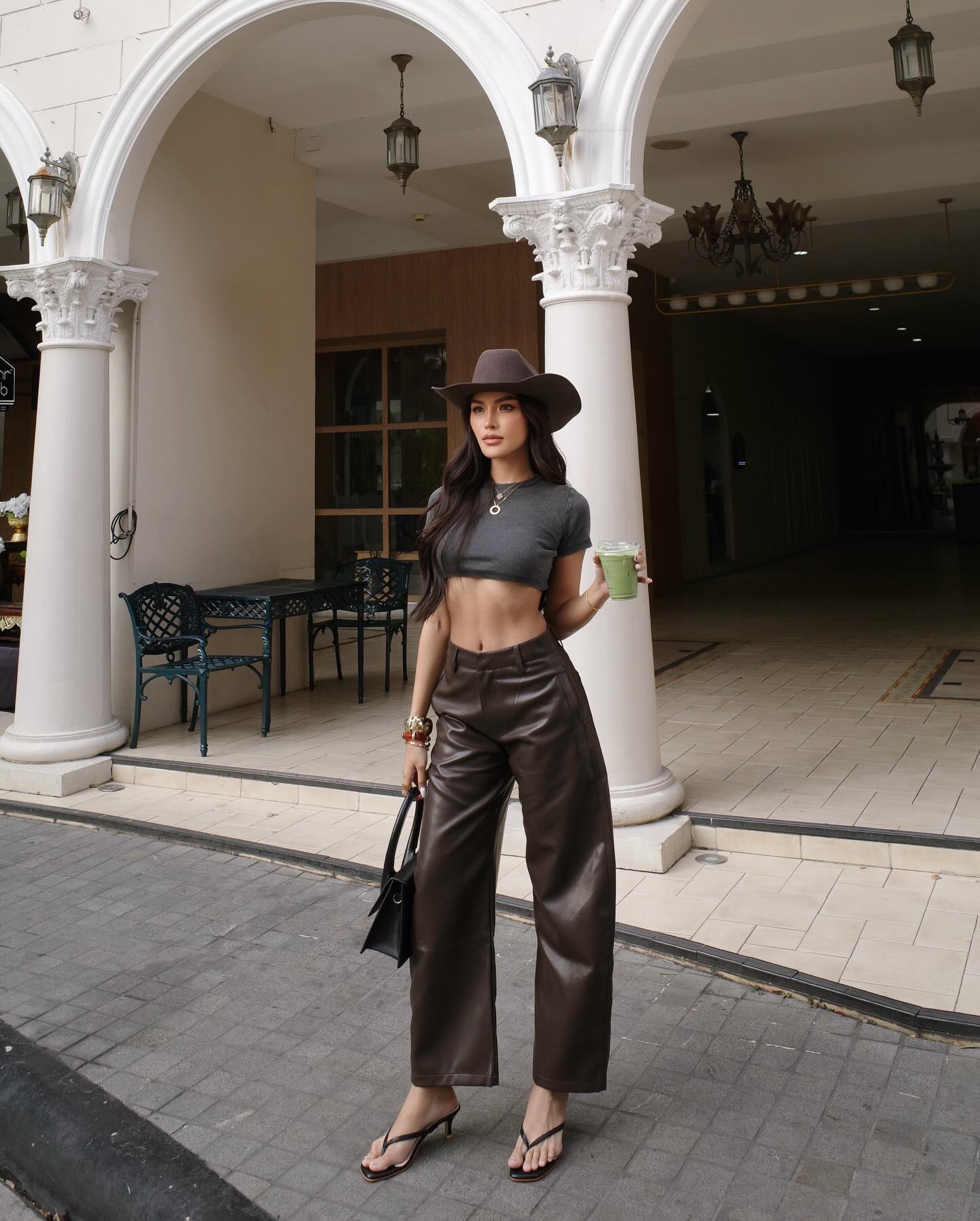 อุ้ม - ทวีพร พริ้งจำรัส