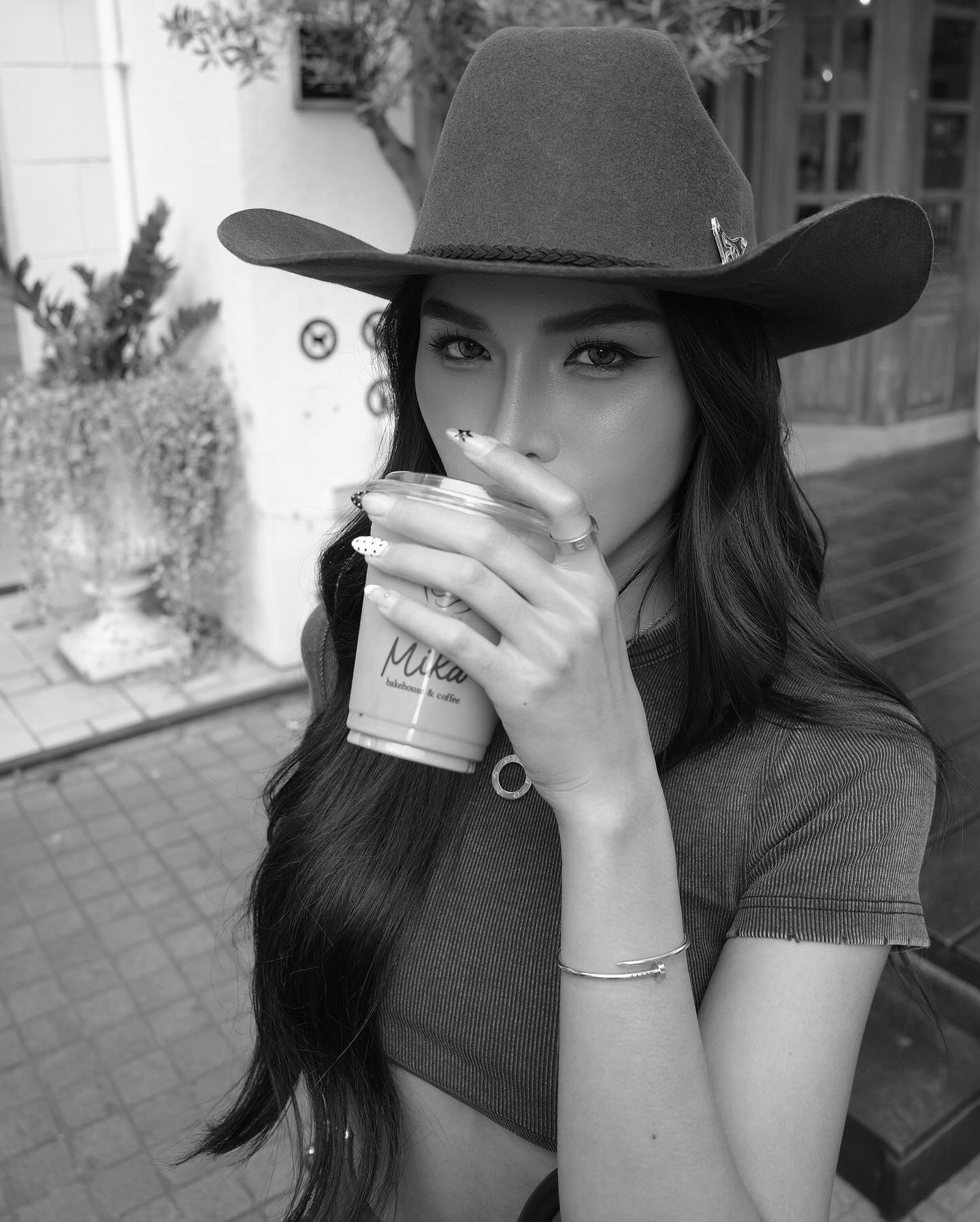 อุ้ม - ทวีพร พริ้งจำรัส