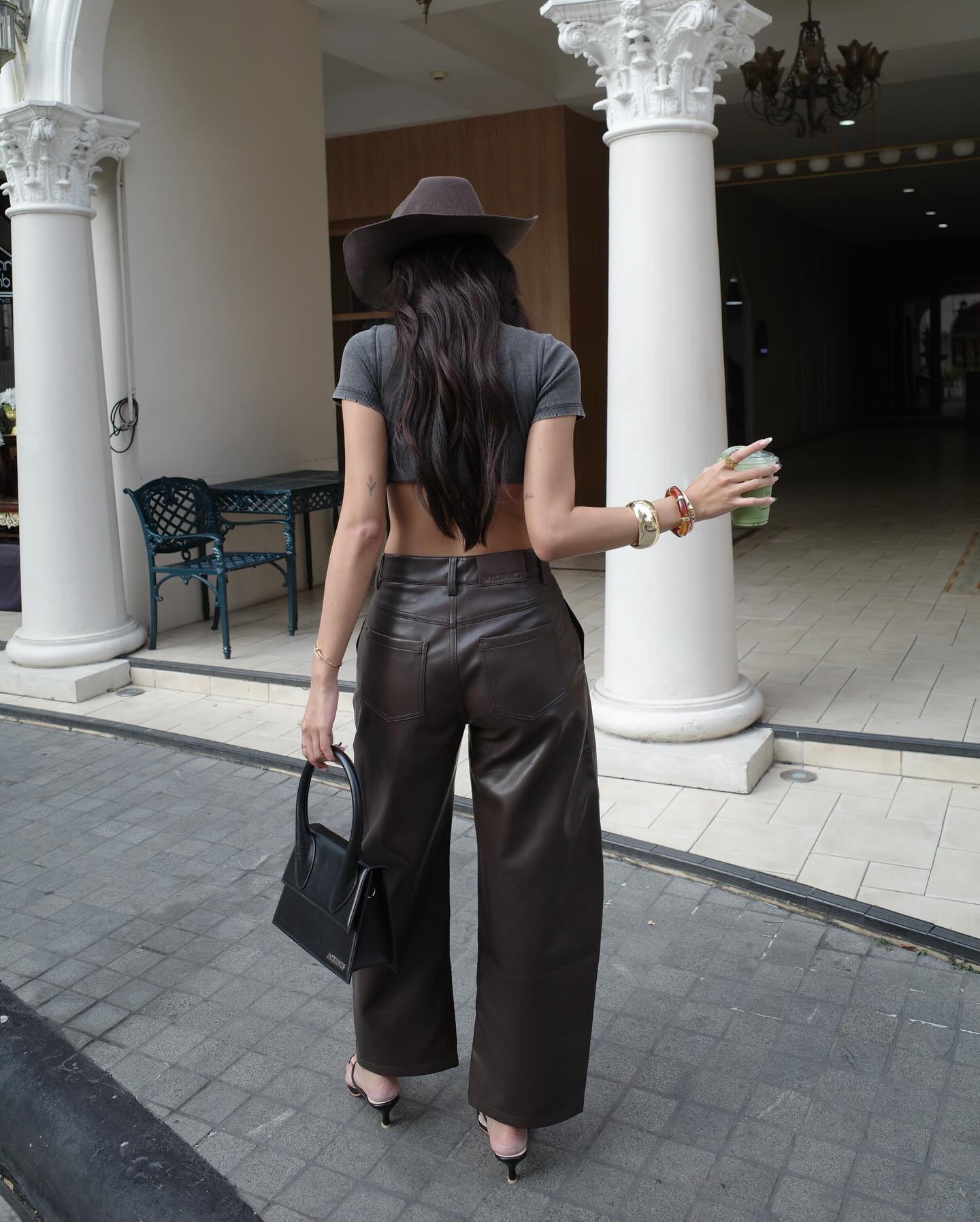 อุ้ม - ทวีพร พริ้งจำรัส