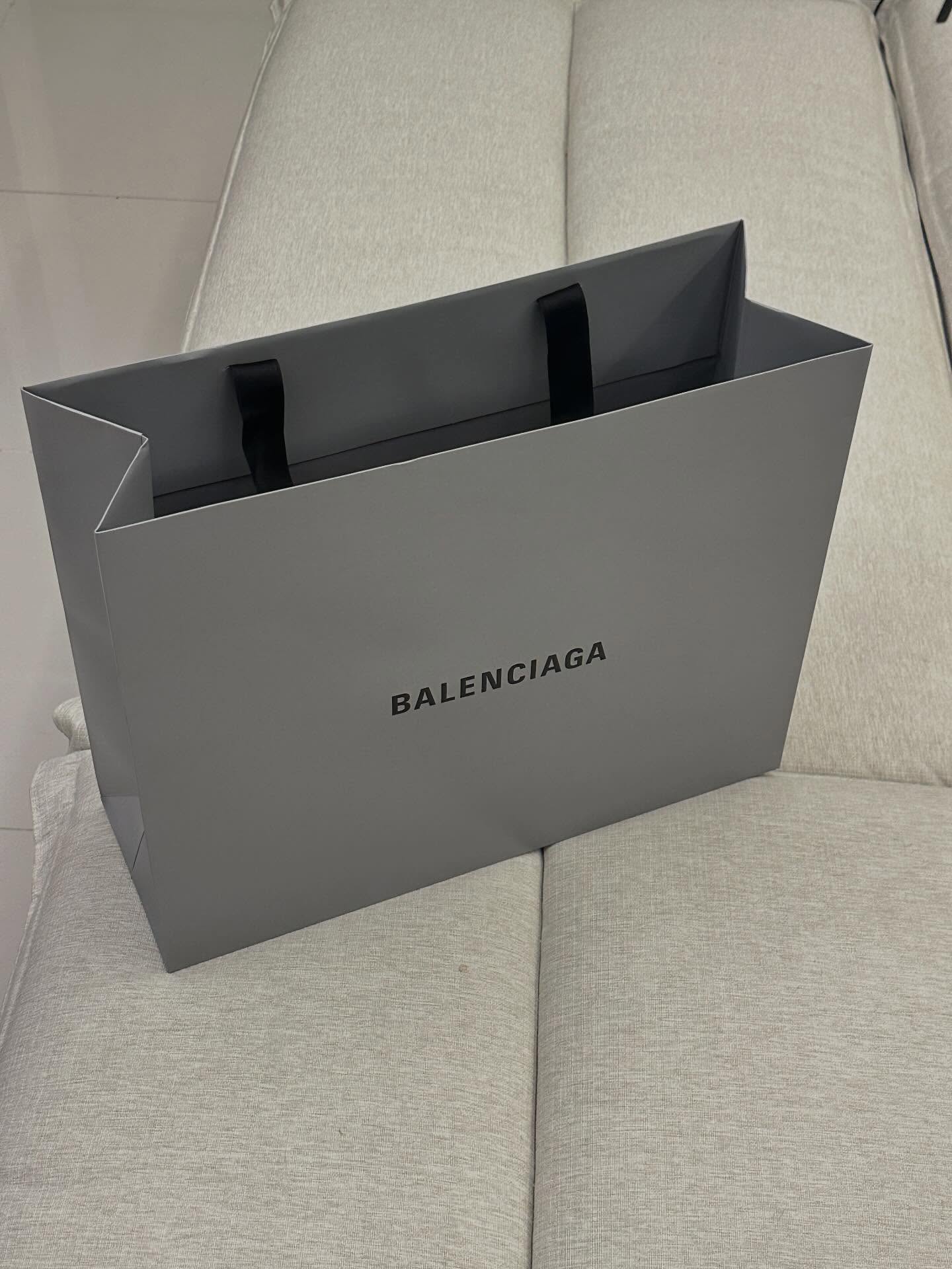 อุ้ม - ทวีพร พริ้งจำรัส