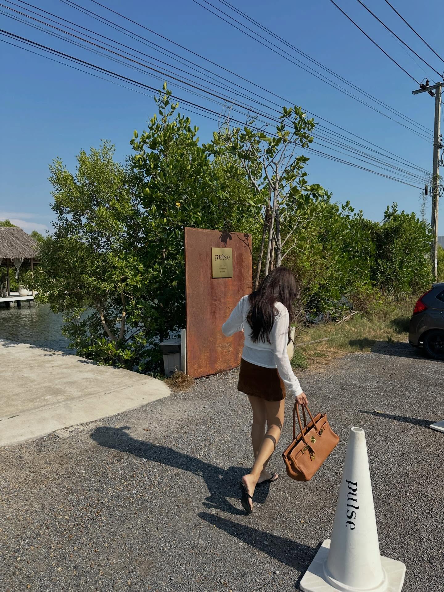 อุ้ม - ทวีพร พริ้งจำรัส