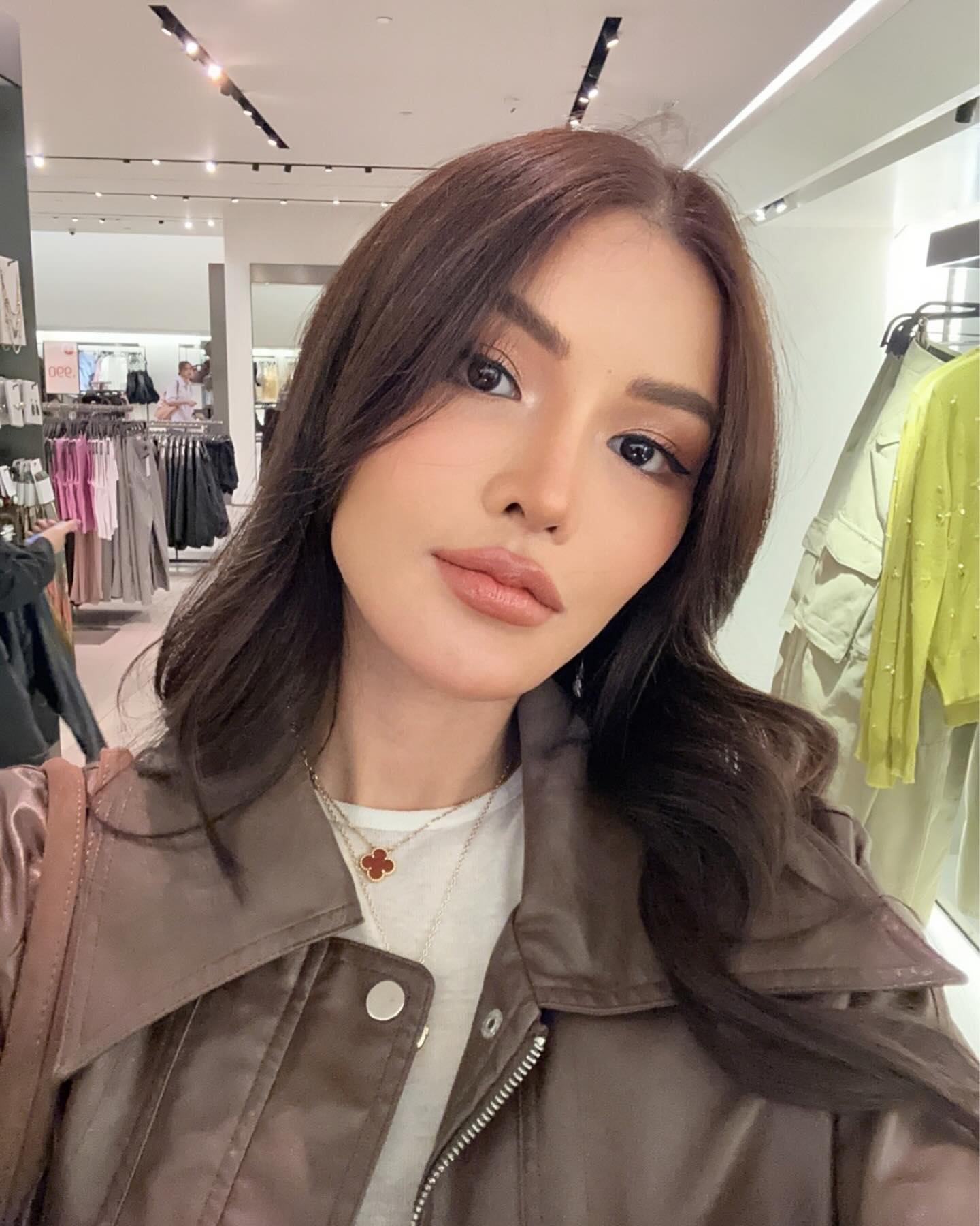 อุ้ม - ทวีพร พริ้งจำรัส