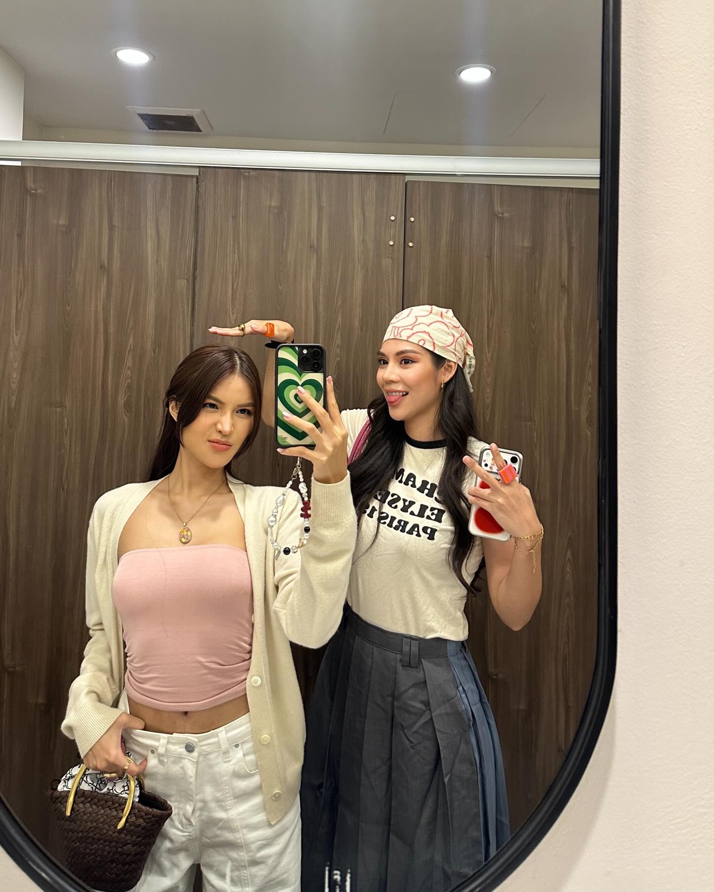 อุ้ม - ทวีพร พริ้งจำรัส