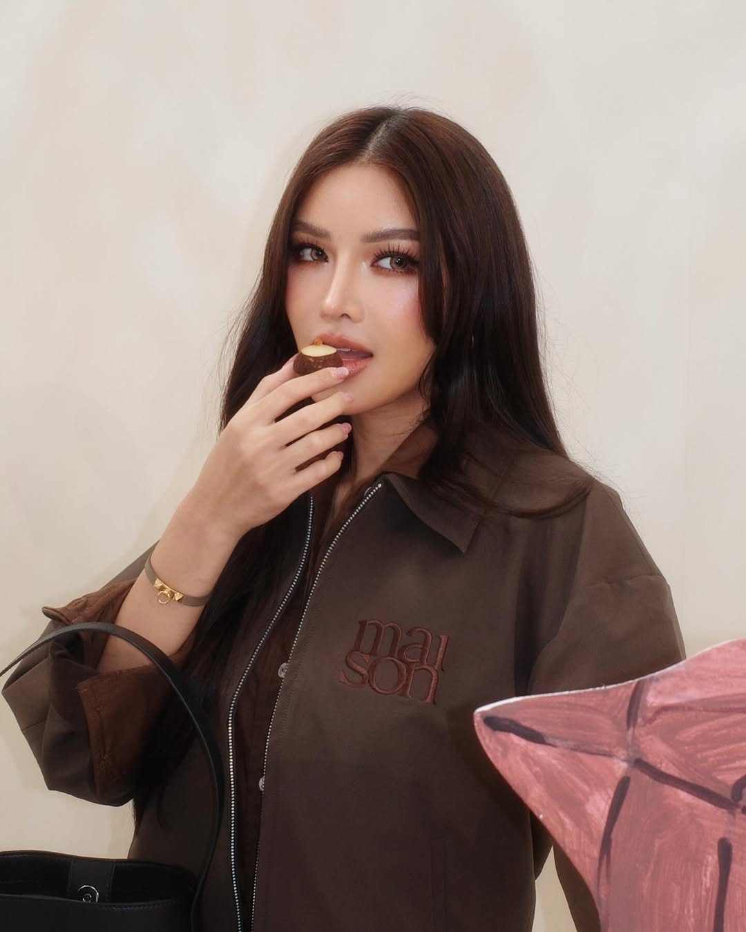 อุ้ม - ทวีพร พริ้งจำรัส