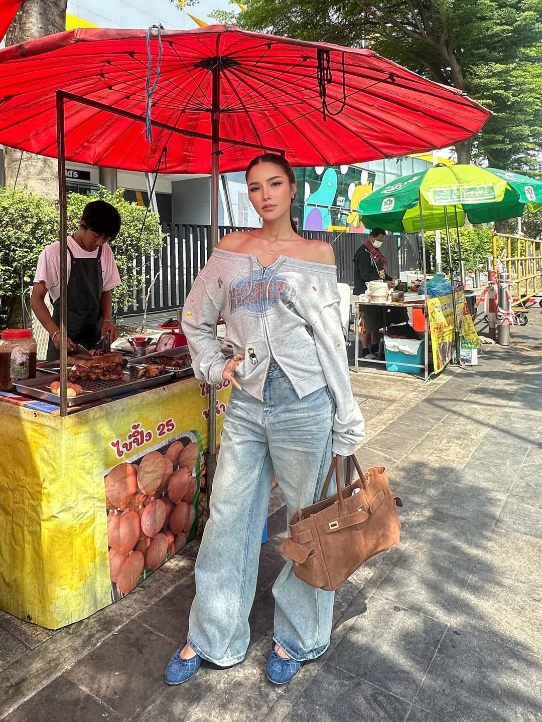 อุ้ม - ทวีพร พริ้งจำรัส