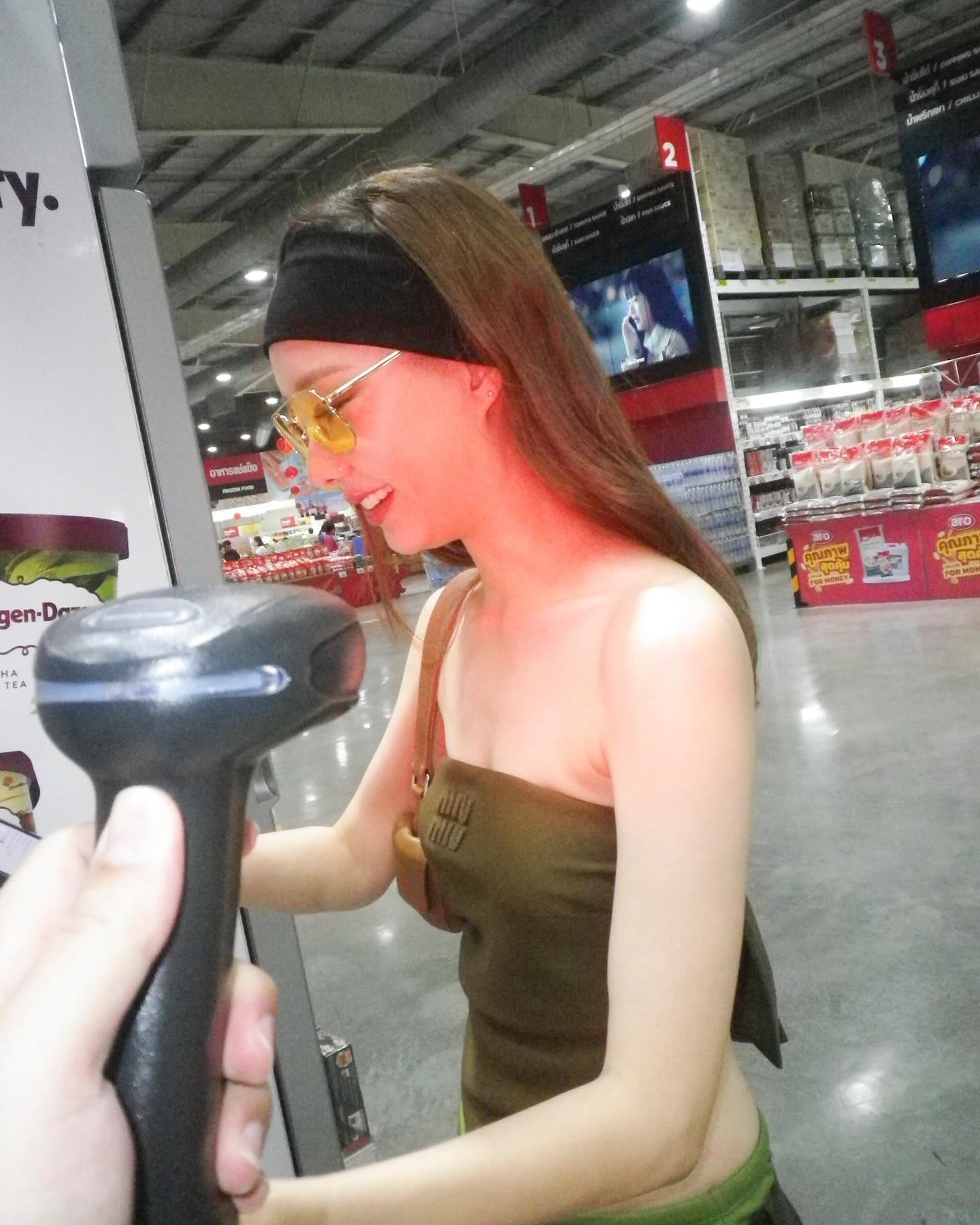 เต้ย - จรินทร์พร จุนเกียรติ