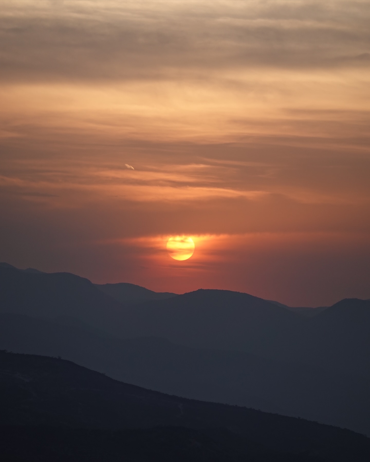 เต้ย - จรินทร์พร จุนเกียรติ