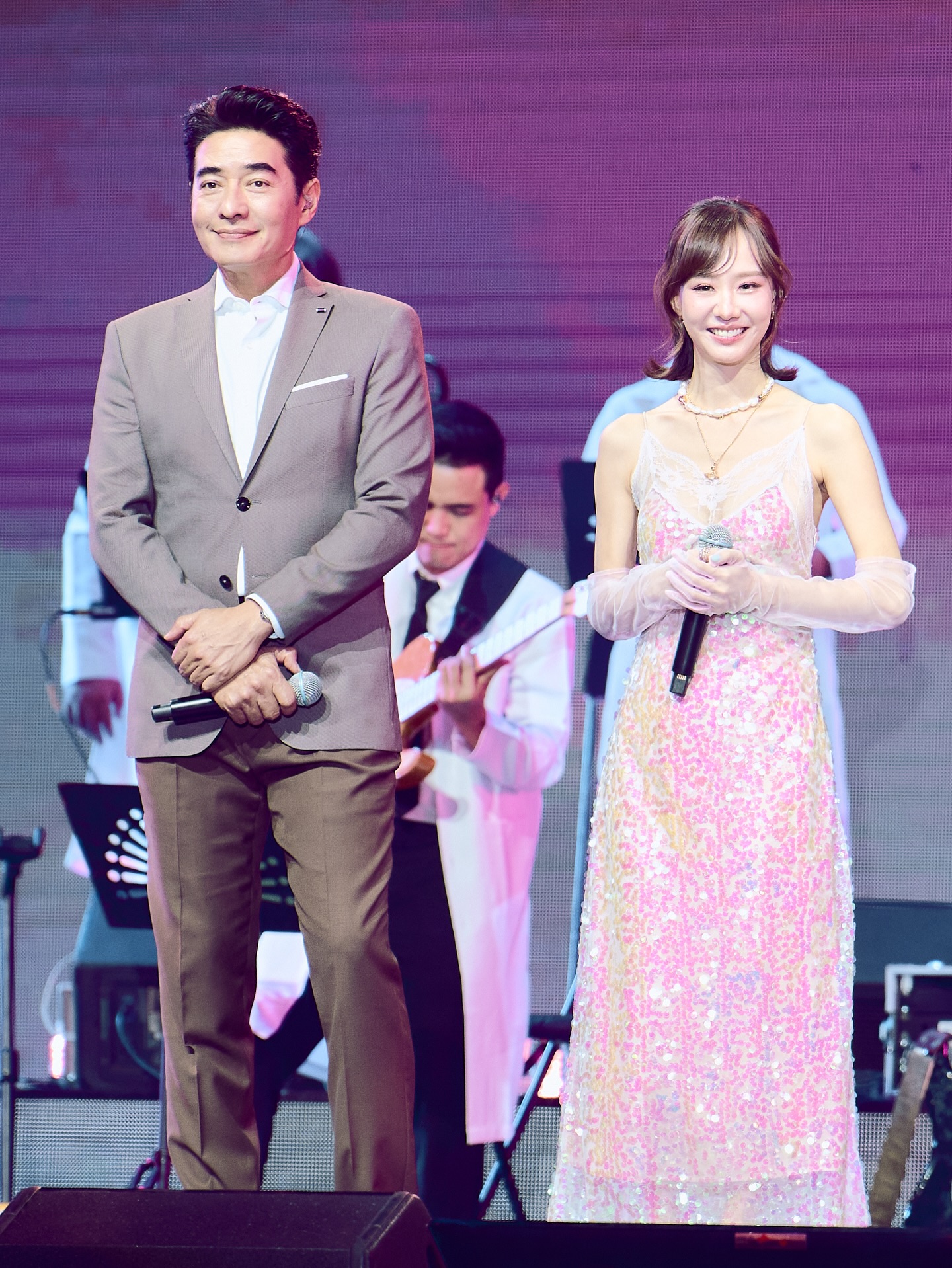 เต้ย - จรินทร์พร จุนเกียรติ