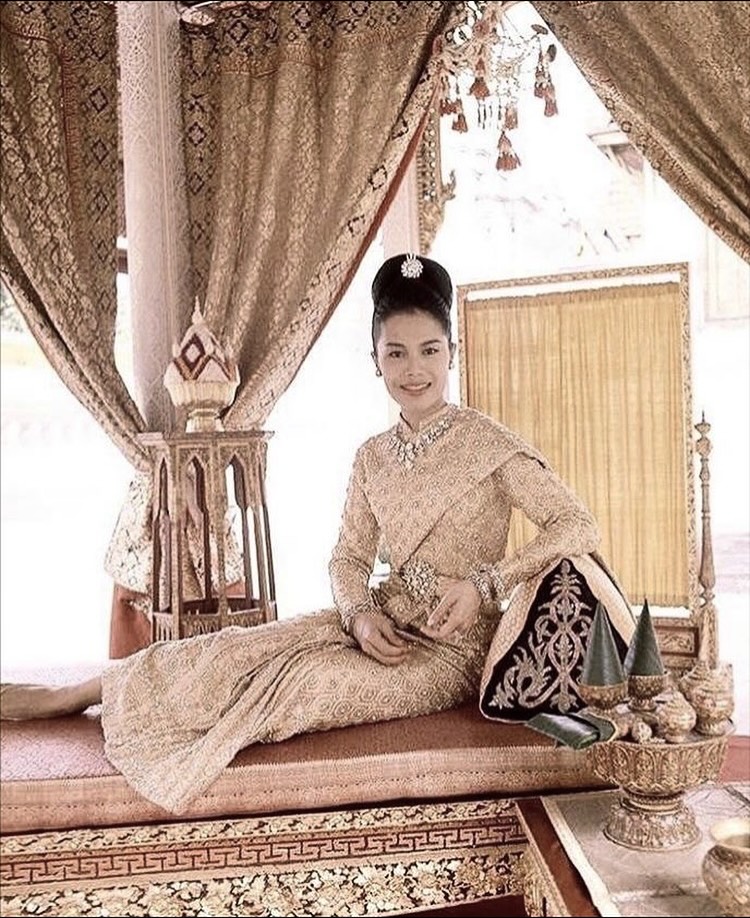 เต้ย - จรินทร์พร จุนเกียรติ