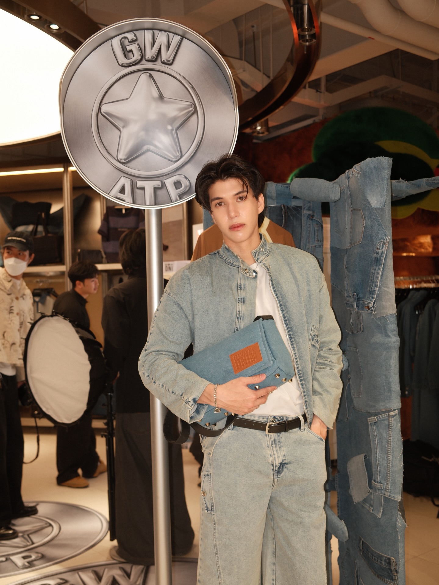 เบน - เบญจมินทร์ เบรเซียร์